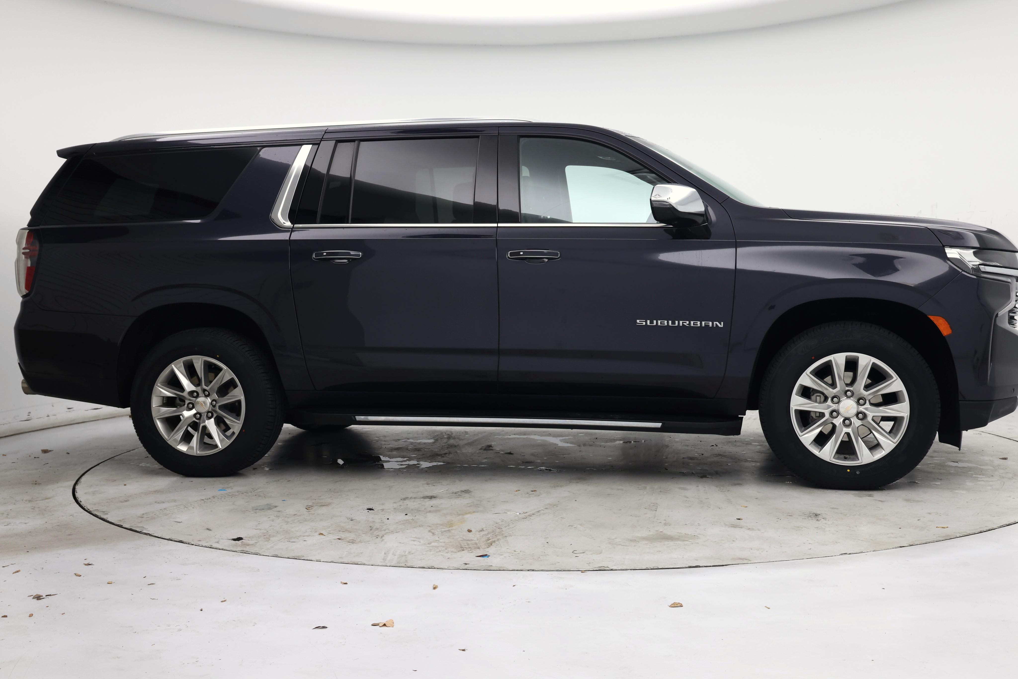 Thumbnail: 2023 Chevrolet Suburban - 7