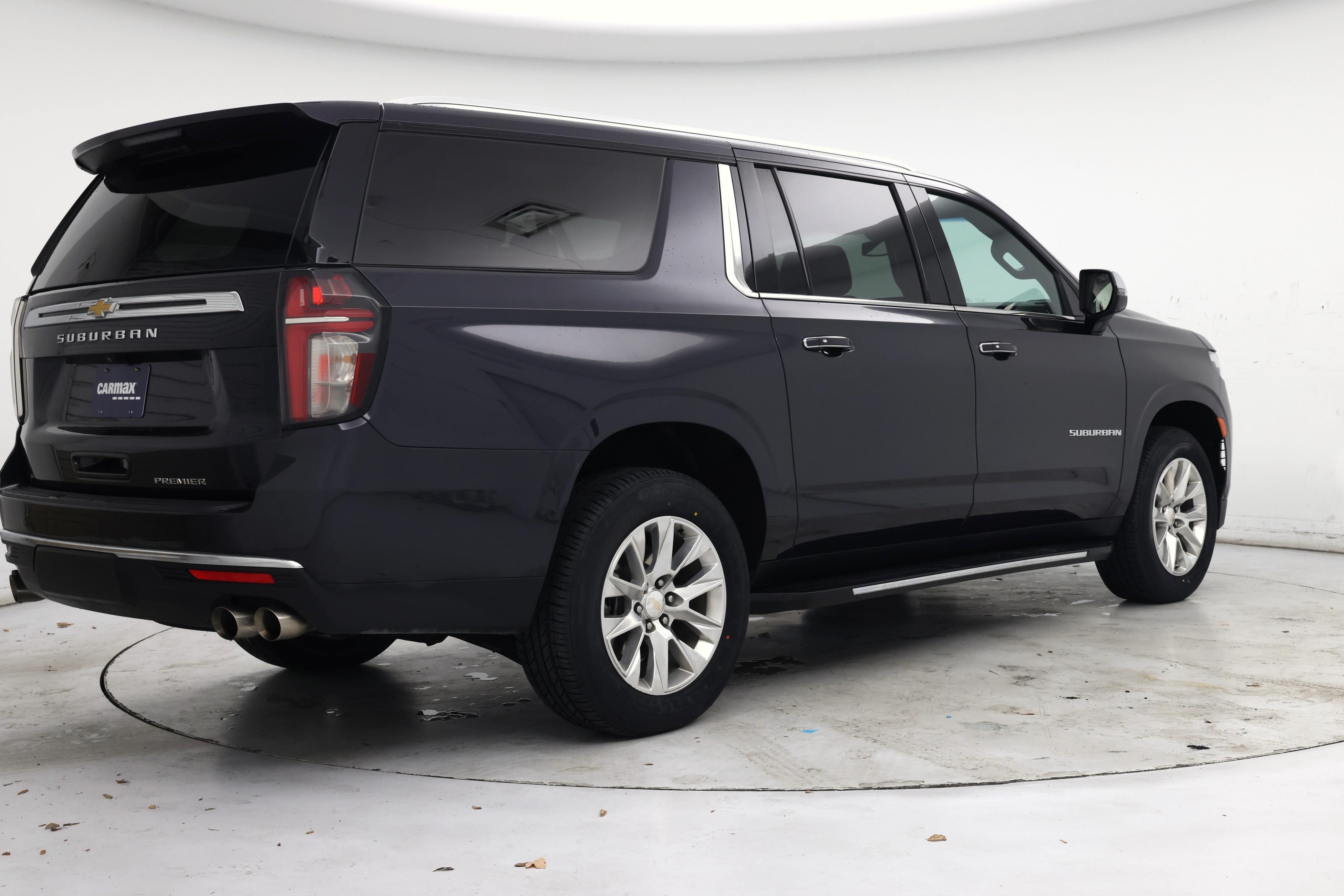 Thumbnail: 2023 Chevrolet Suburban - 8