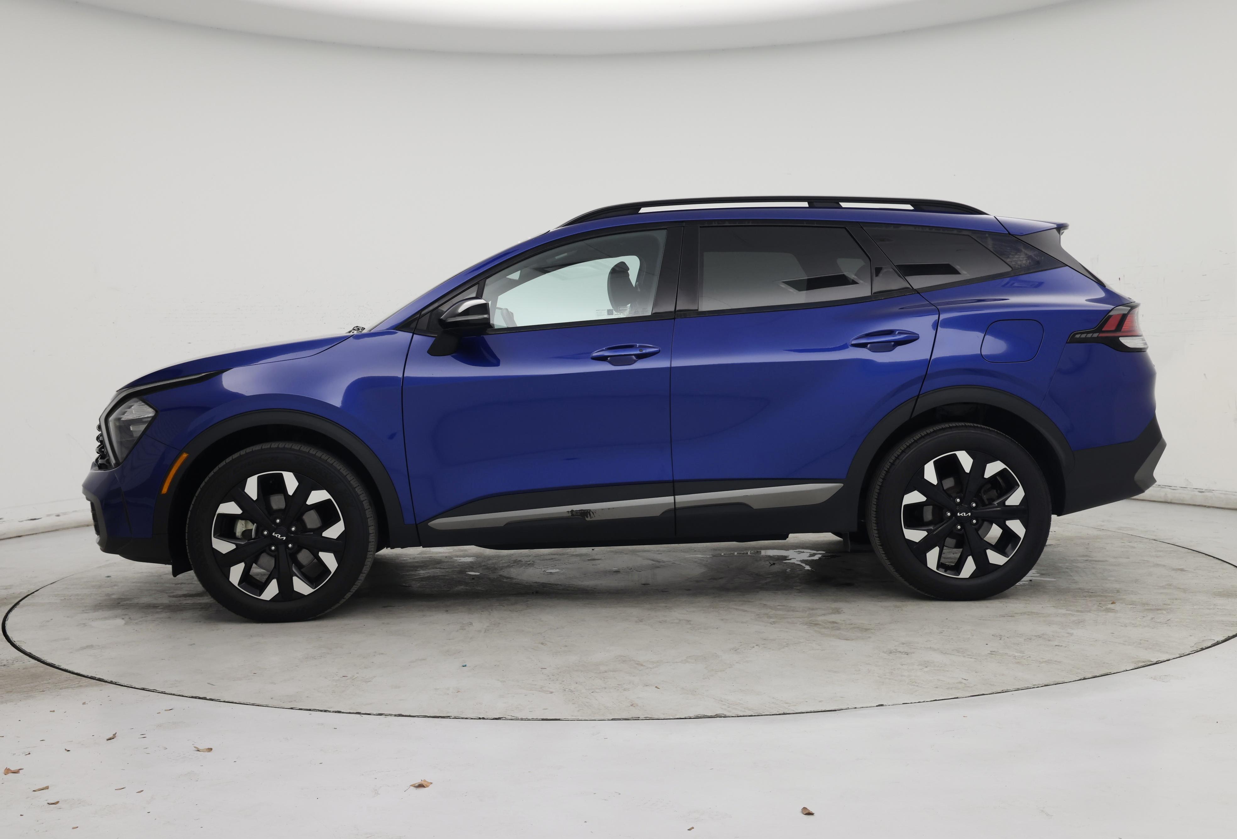 Thumbnail: 2023 Kia Sportage - 3