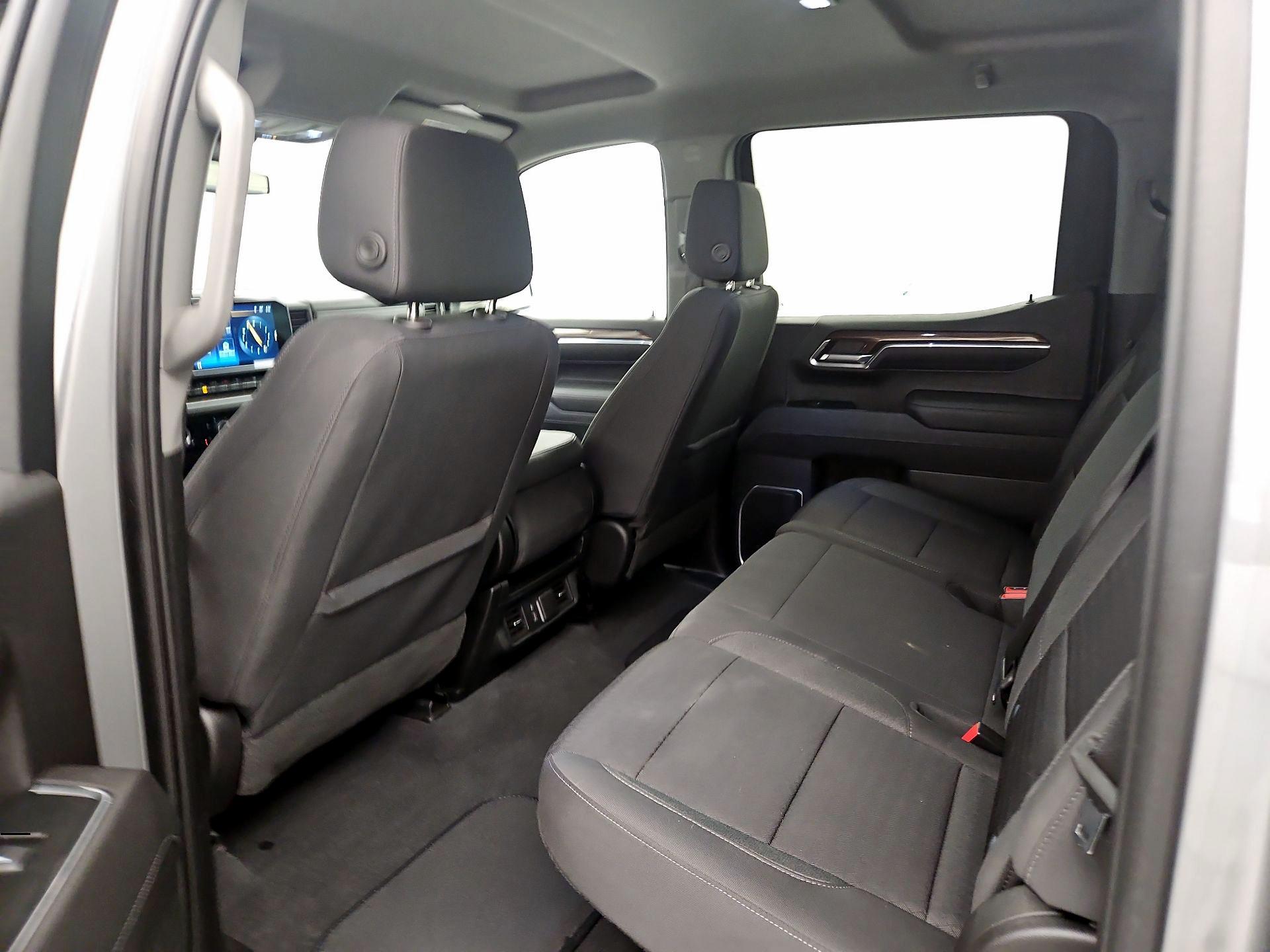 Thumbnail: 2023 Chevrolet Silverado 1500 - 19