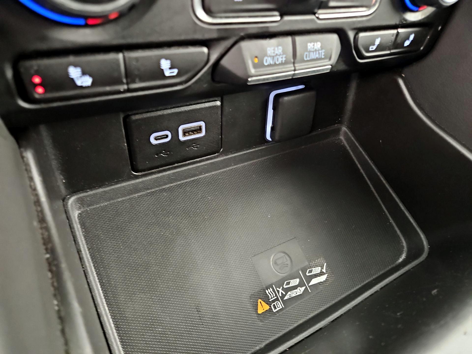 Thumbnail: 2024 Chevrolet Tahoe - 18