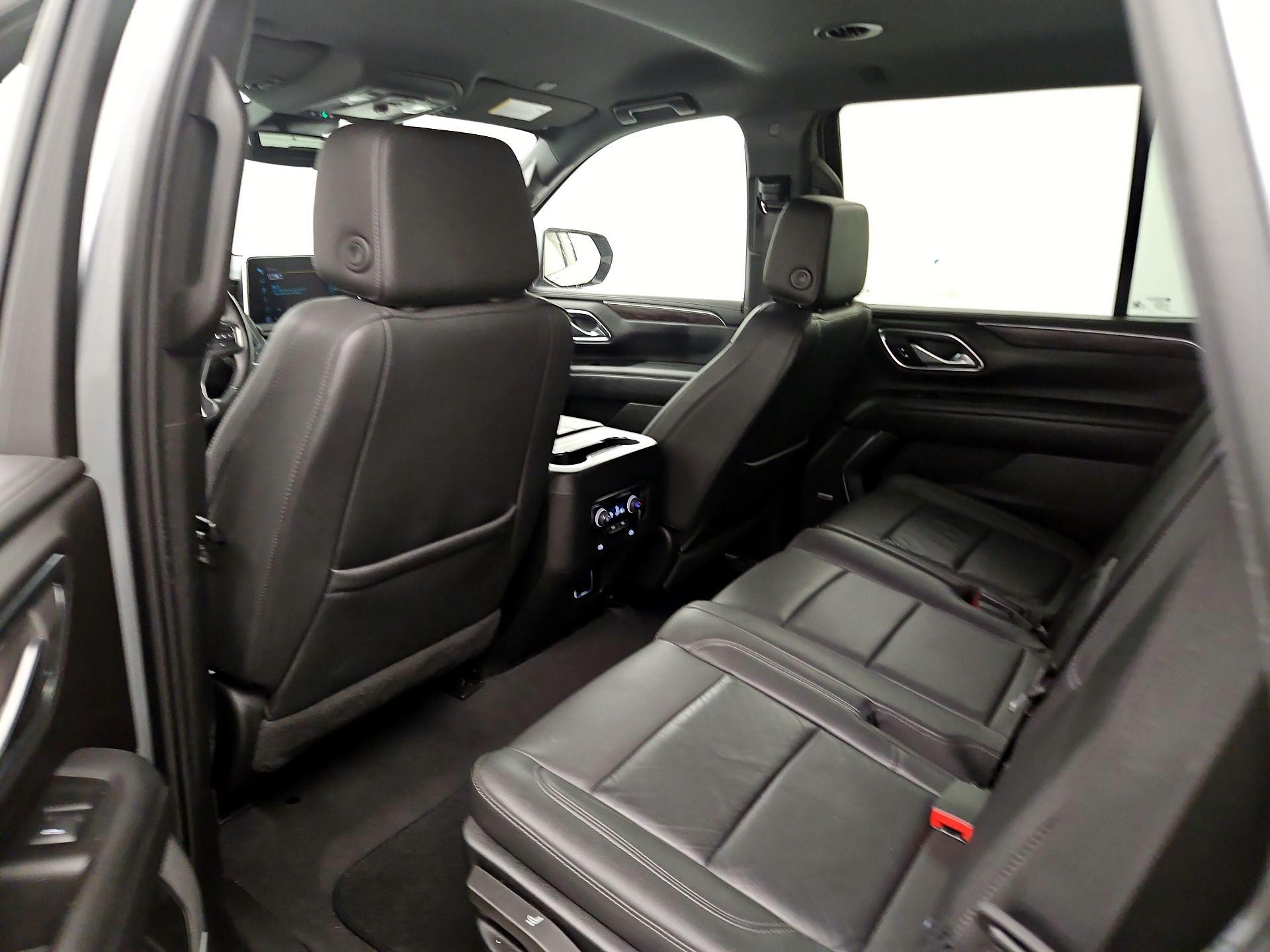 Thumbnail: 2024 Chevrolet Tahoe - 19