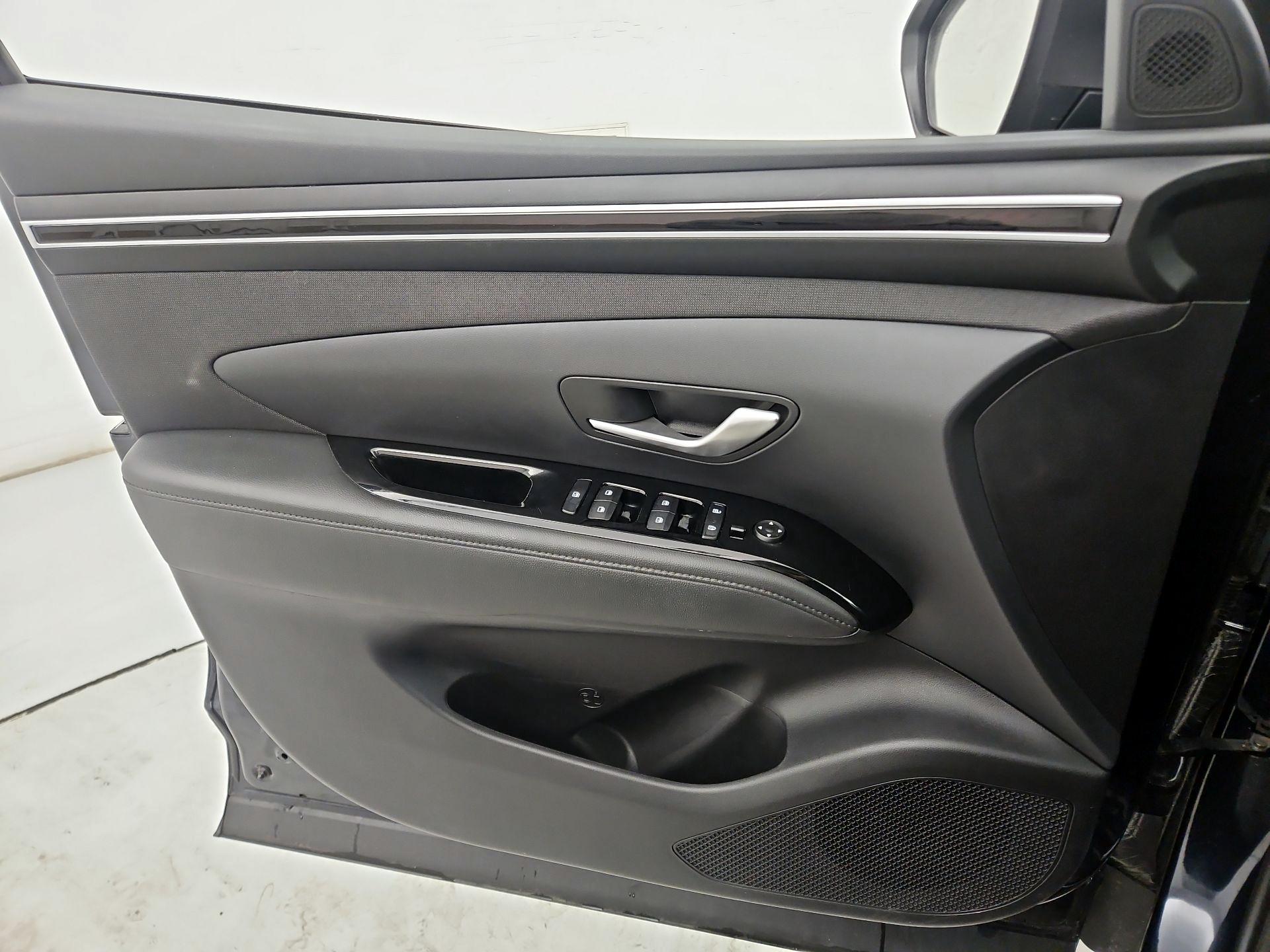 Thumbnail: 2022 Hyundai Tucson - 12