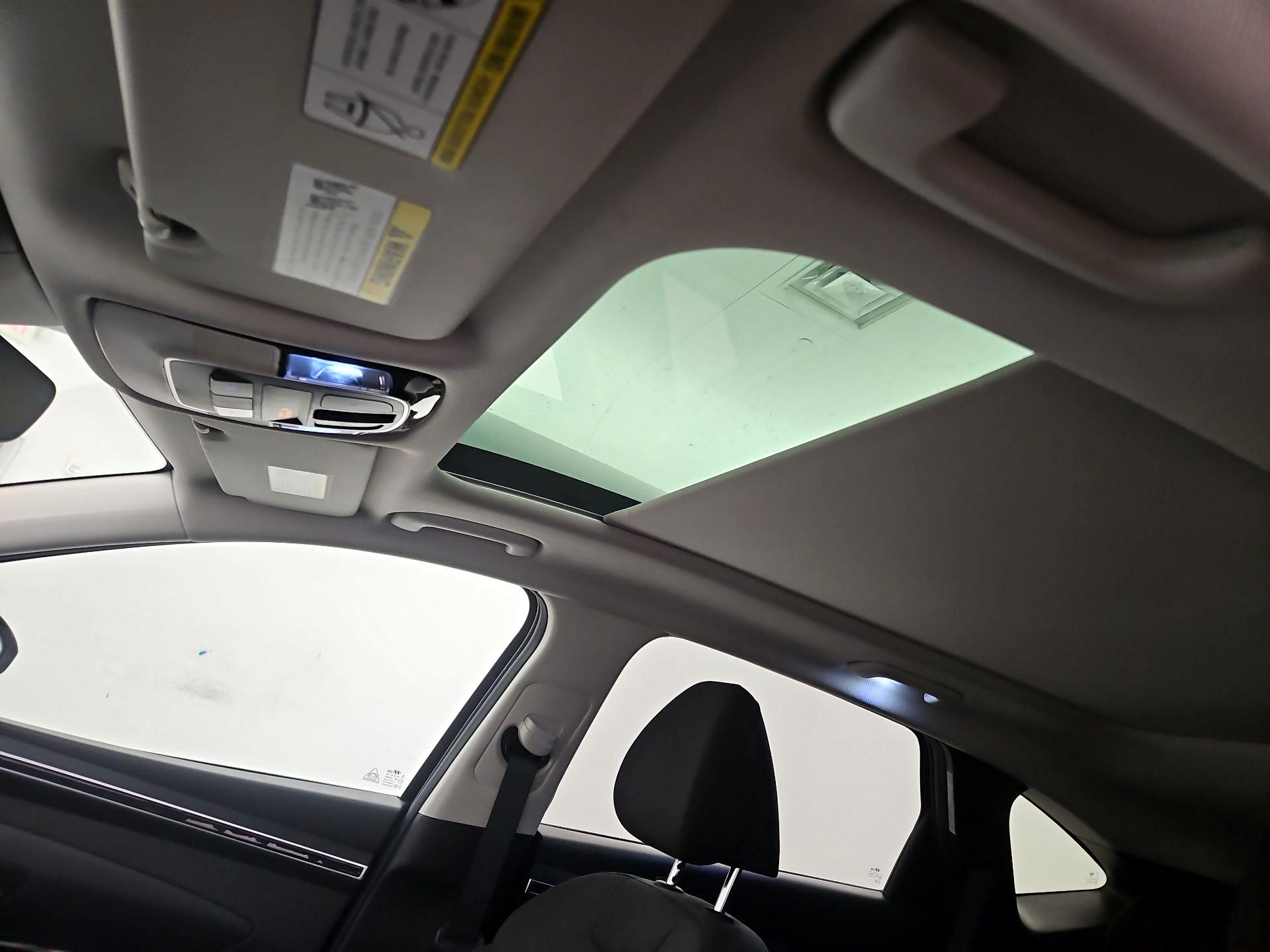 Thumbnail: 2022 Hyundai Tucson - 19