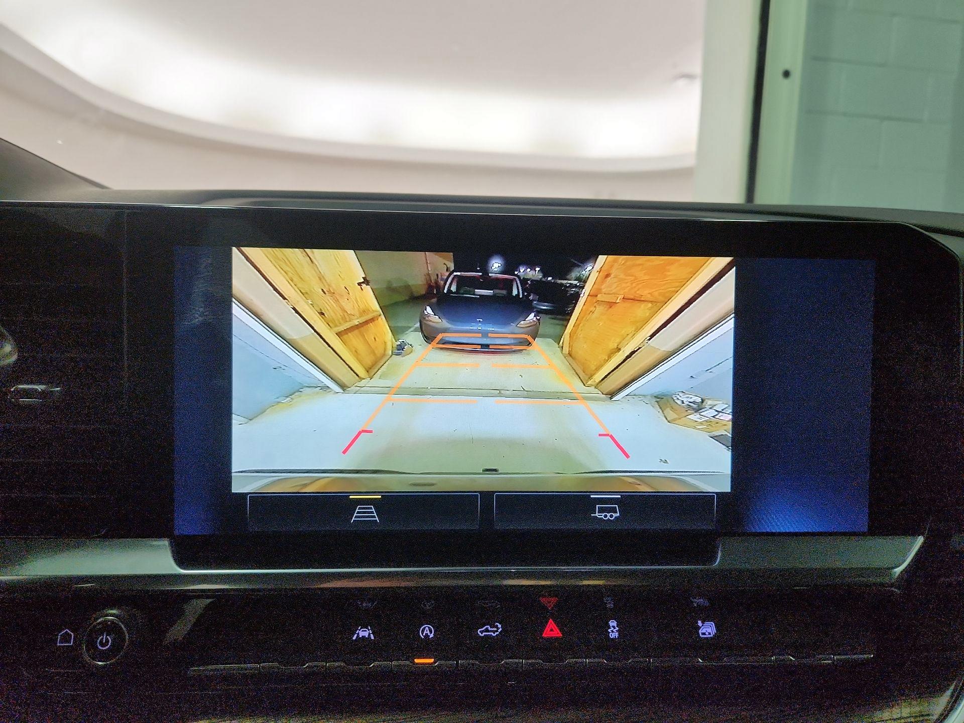 Thumbnail: 2023 Chevrolet Silverado 1500 - 14