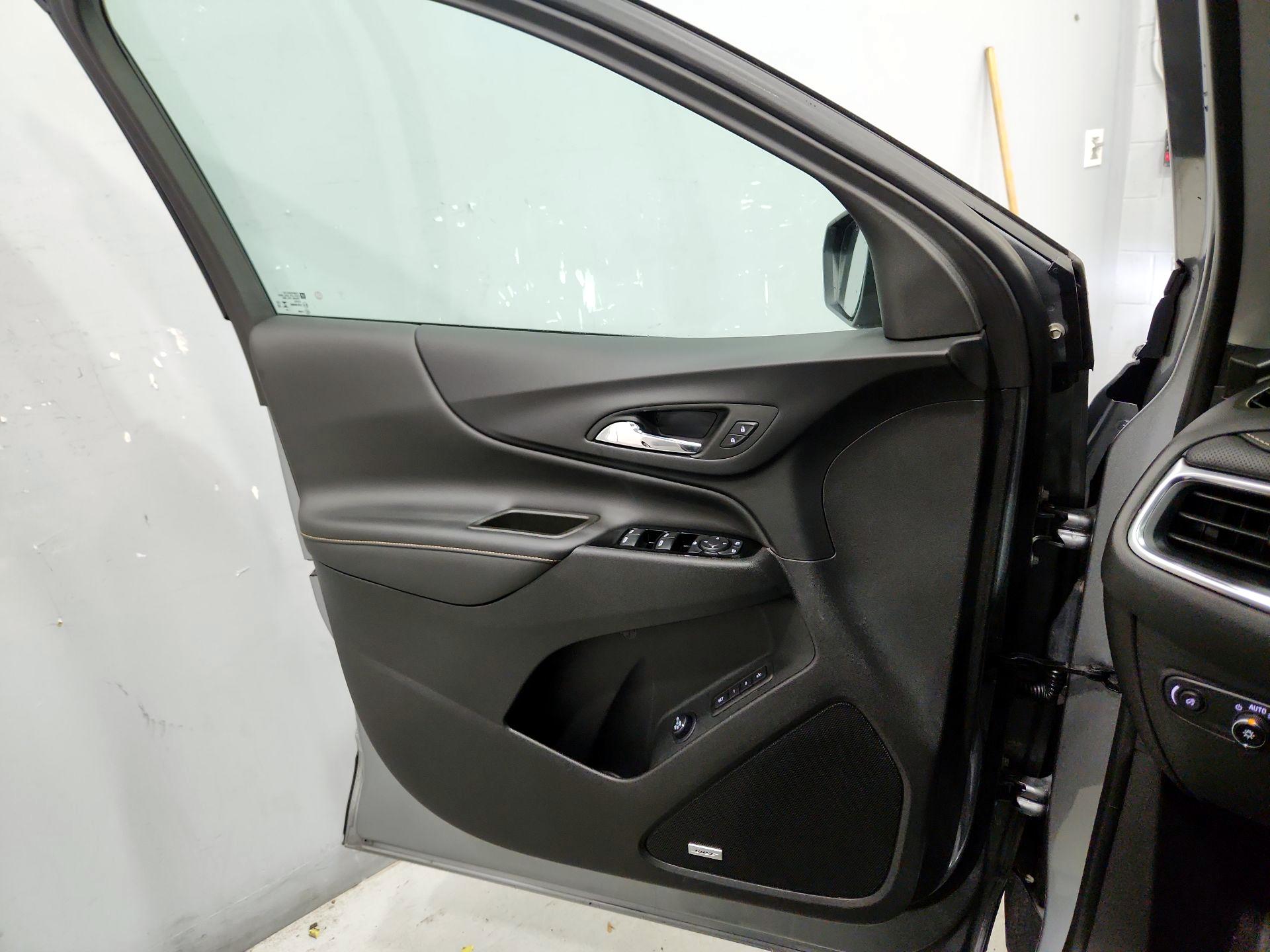 Thumbnail: 2023 Chevrolet Equinox - 12