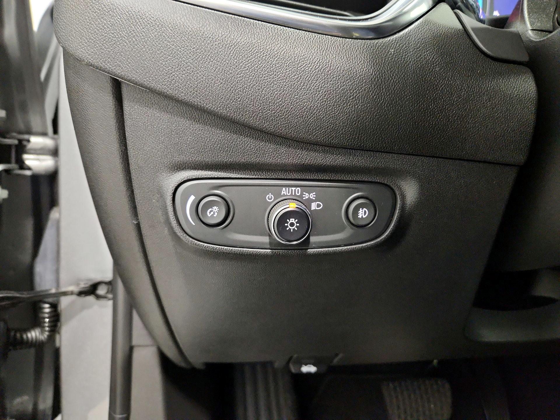 Thumbnail: 2023 Chevrolet Equinox - 13