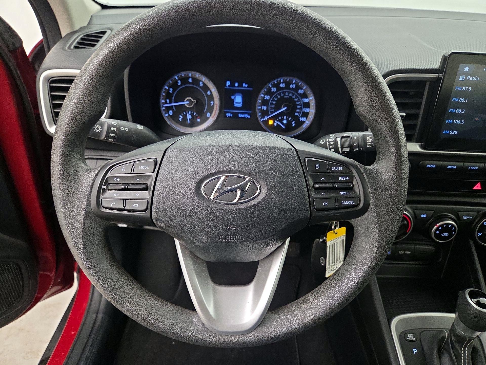 Thumbnail: 2022 Hyundai Venue - 10