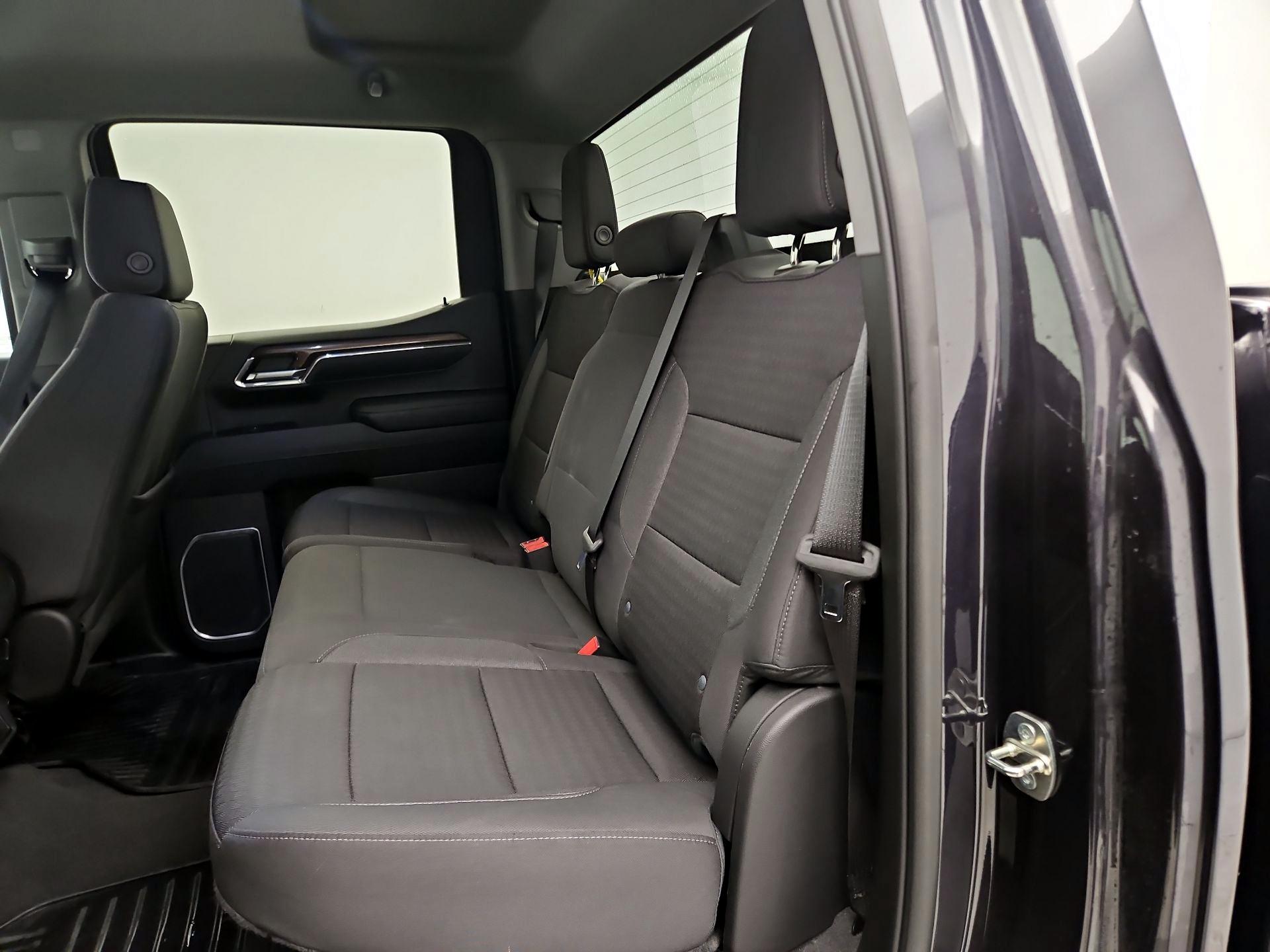 Thumbnail: 2023 Chevrolet Silverado 1500 - 19