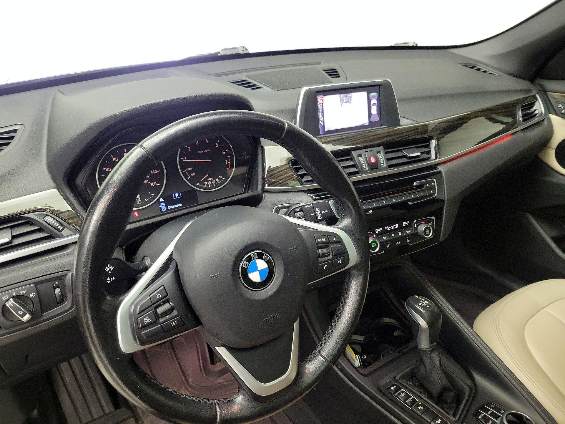 Thumbnail: 2017 BMW X1 - 9