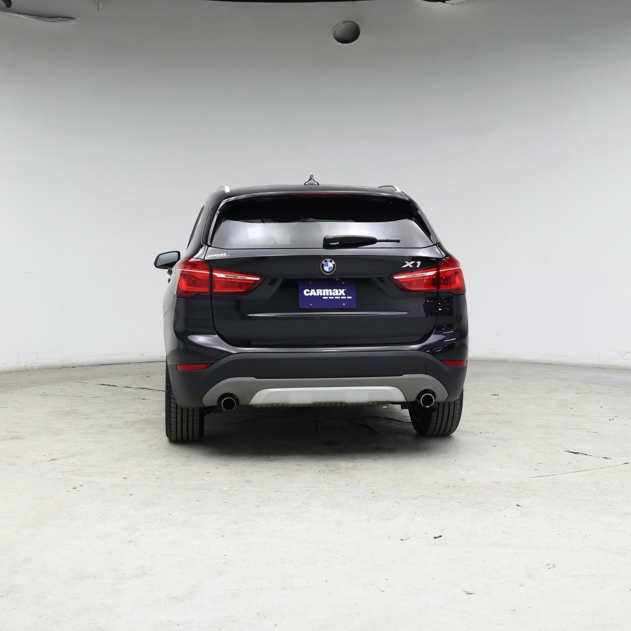 Thumbnail: 2017 BMW X1 - 6