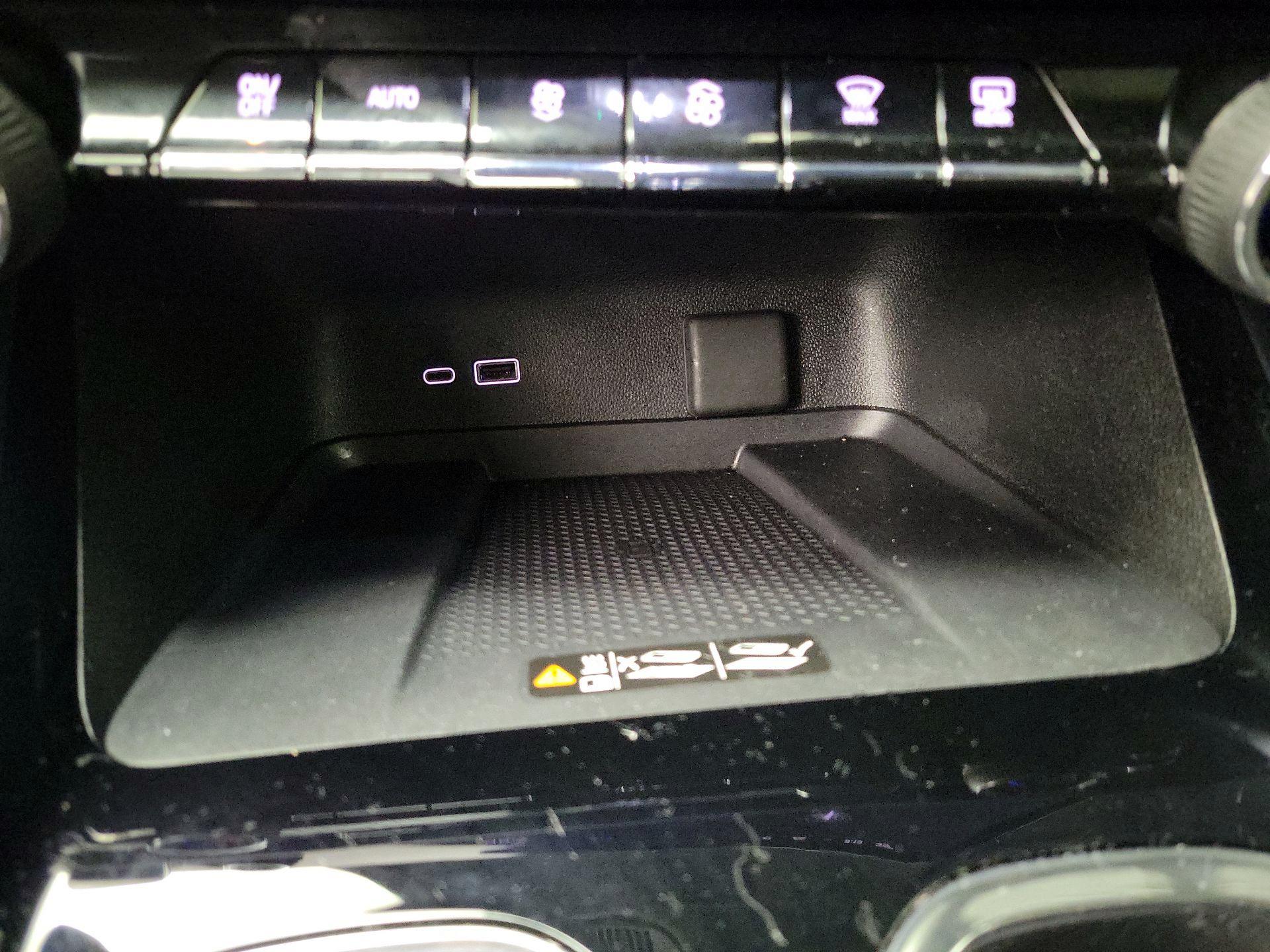 Thumbnail: 2024 Chevrolet Traverse - 19