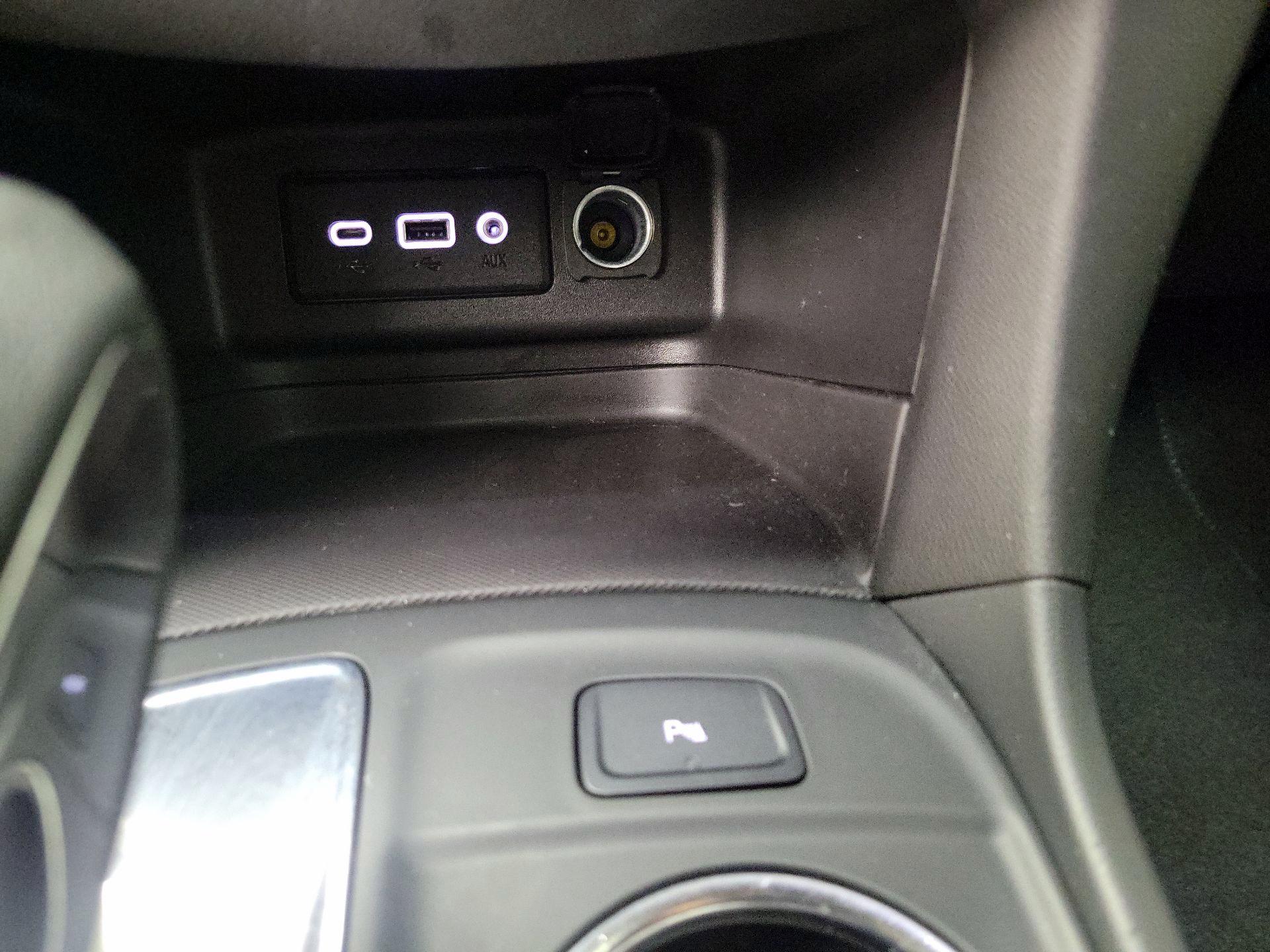 Thumbnail: 2024 Chevrolet Equinox - 18