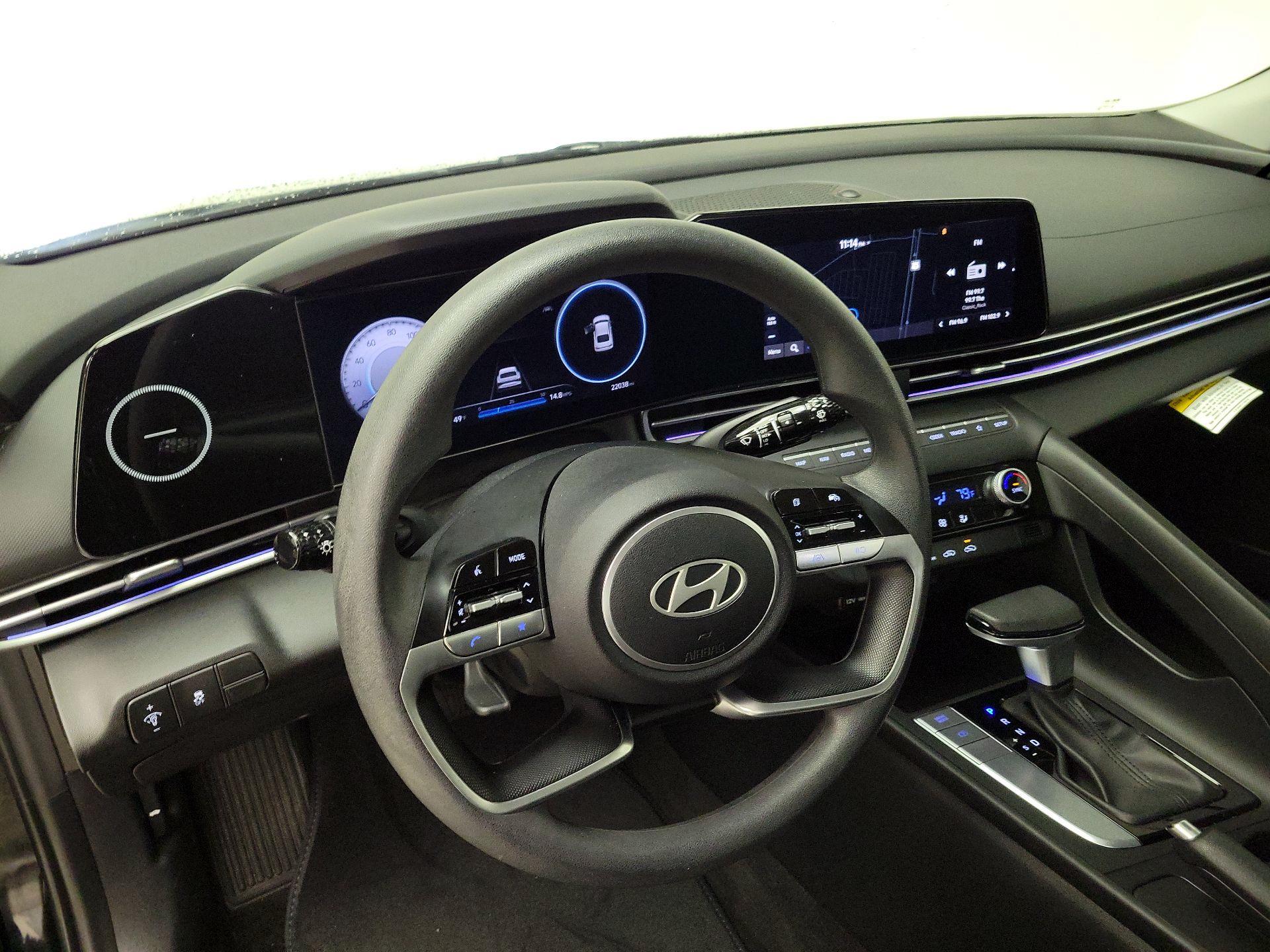 Thumbnail: 2024 Hyundai Elantra - 9