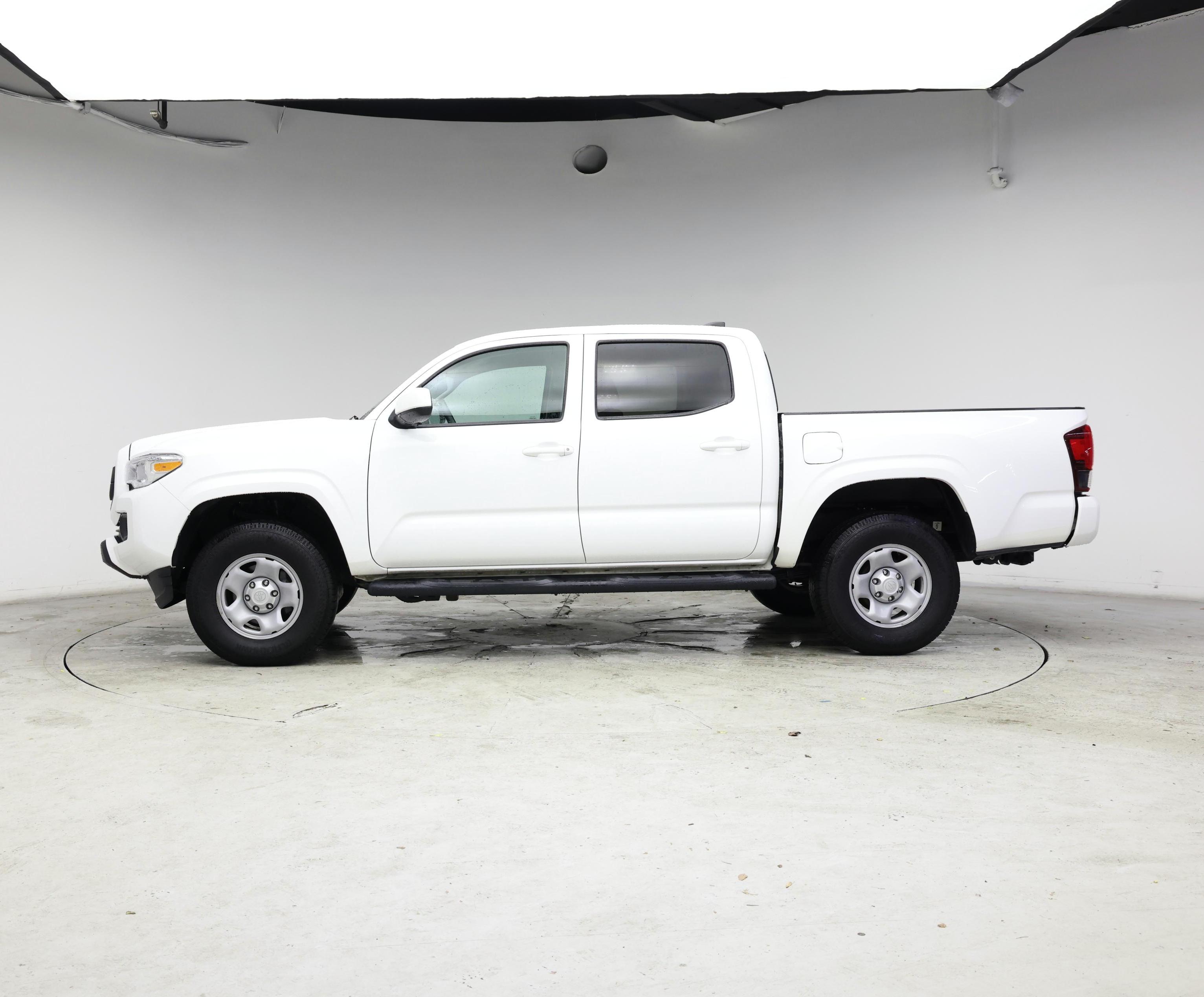 Thumbnail: 2023 Toyota Tacoma - 3