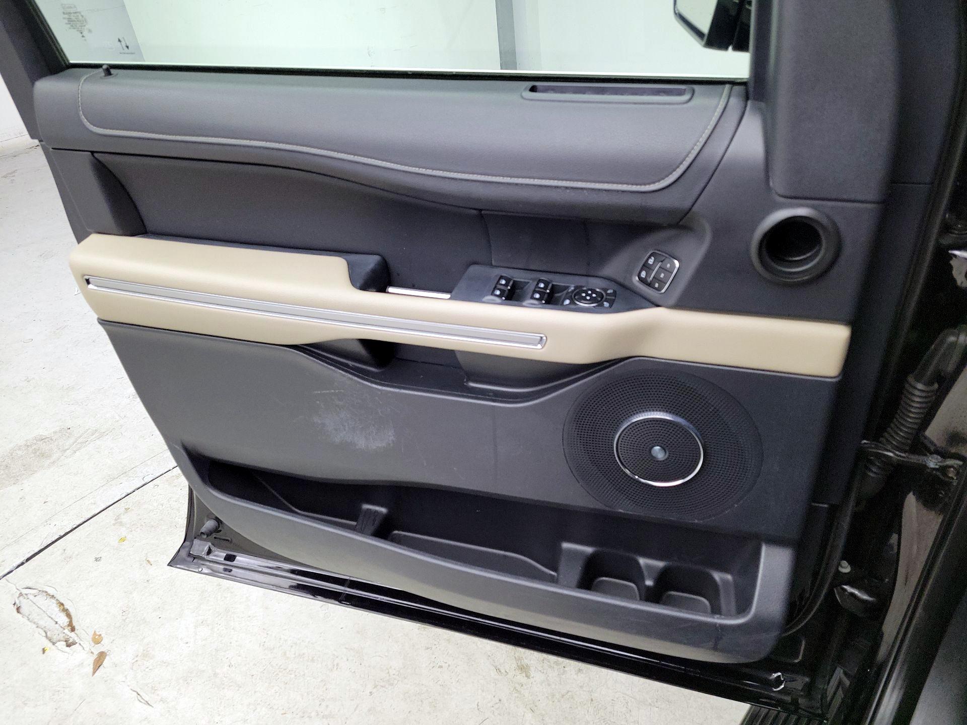 Thumbnail: 2024 Ford Expedition MAX - 12