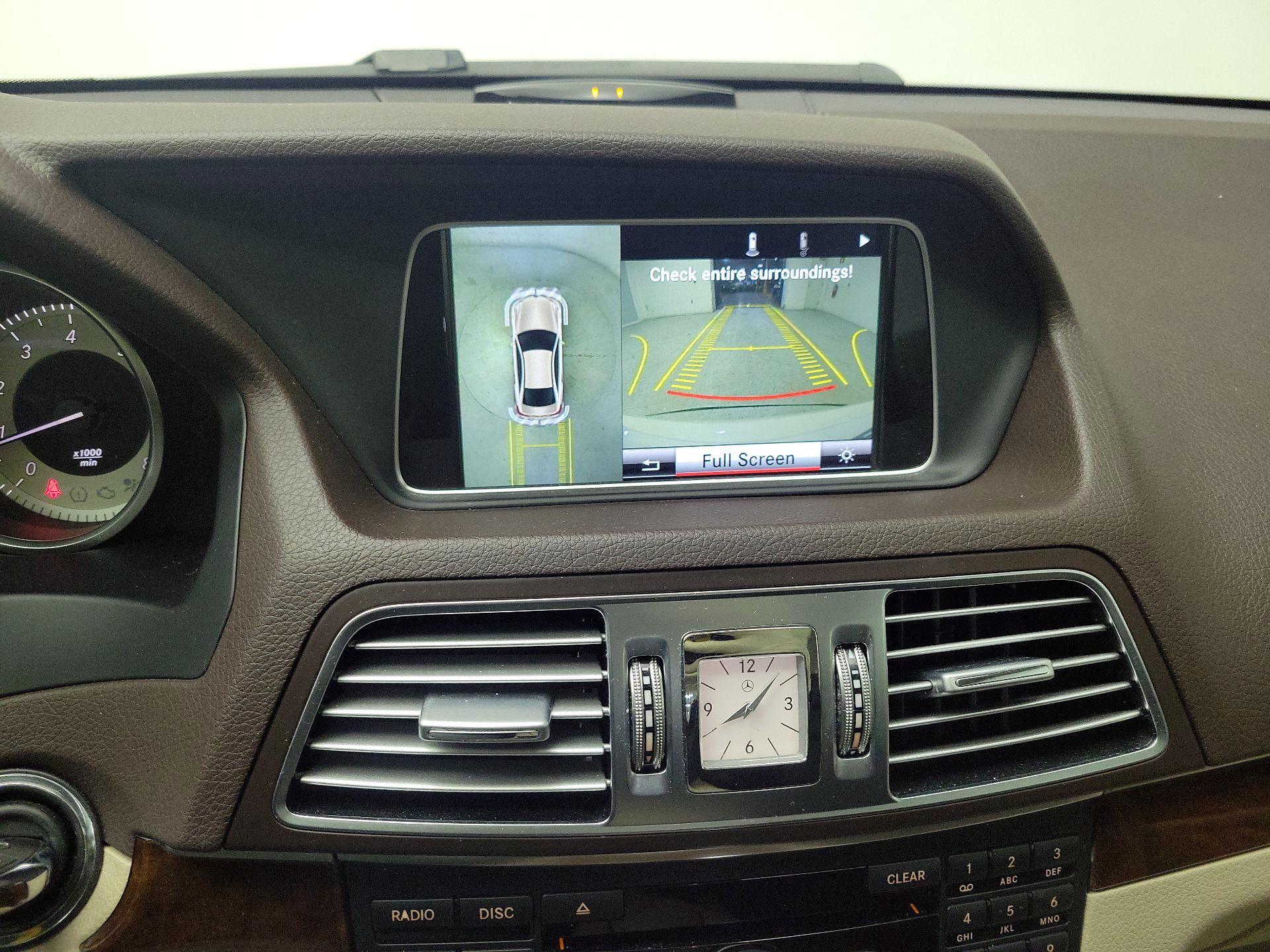 Thumbnail: 2015 Mercedes-Benz E-Class - 14