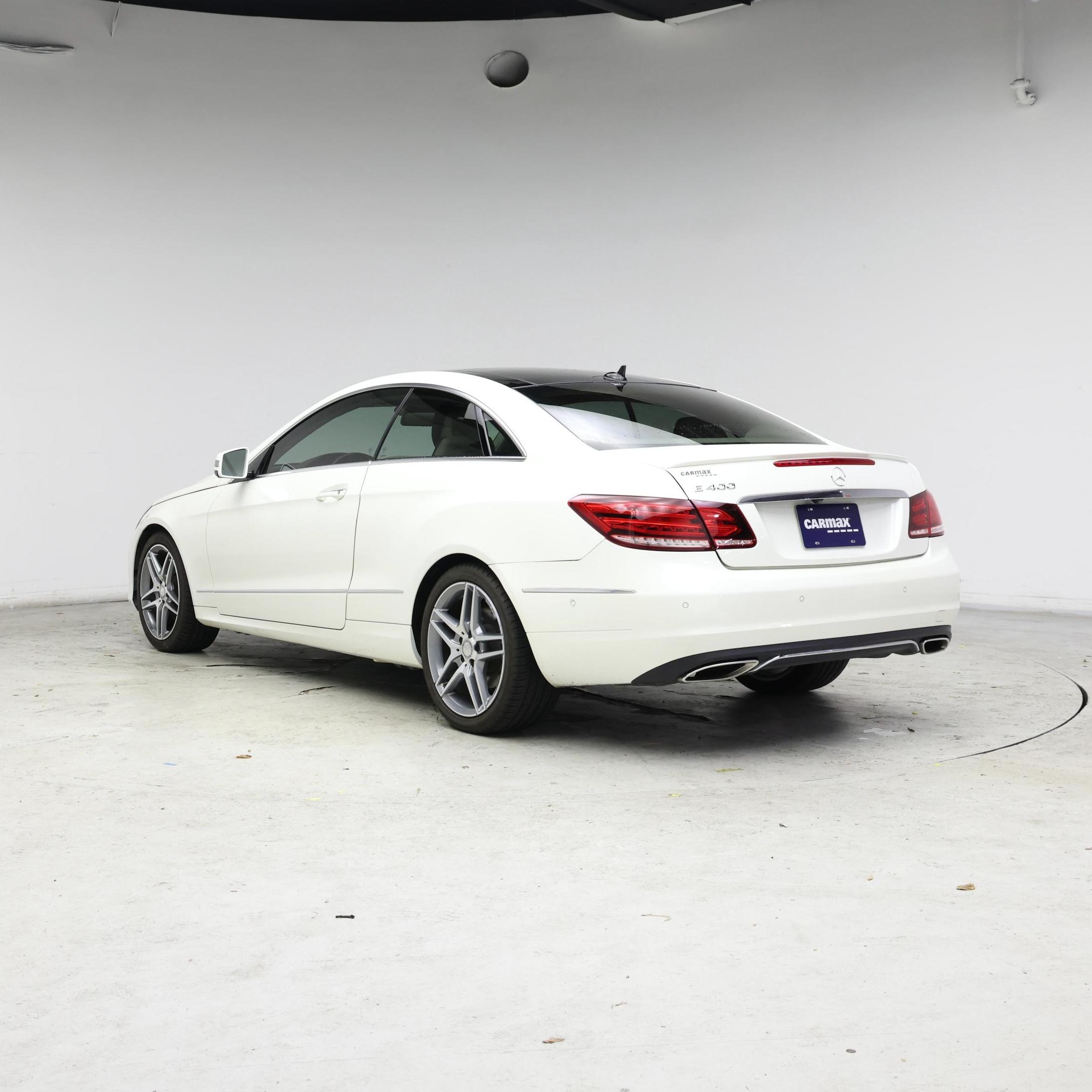 Thumbnail: 2015 Mercedes-Benz E-Class - 2