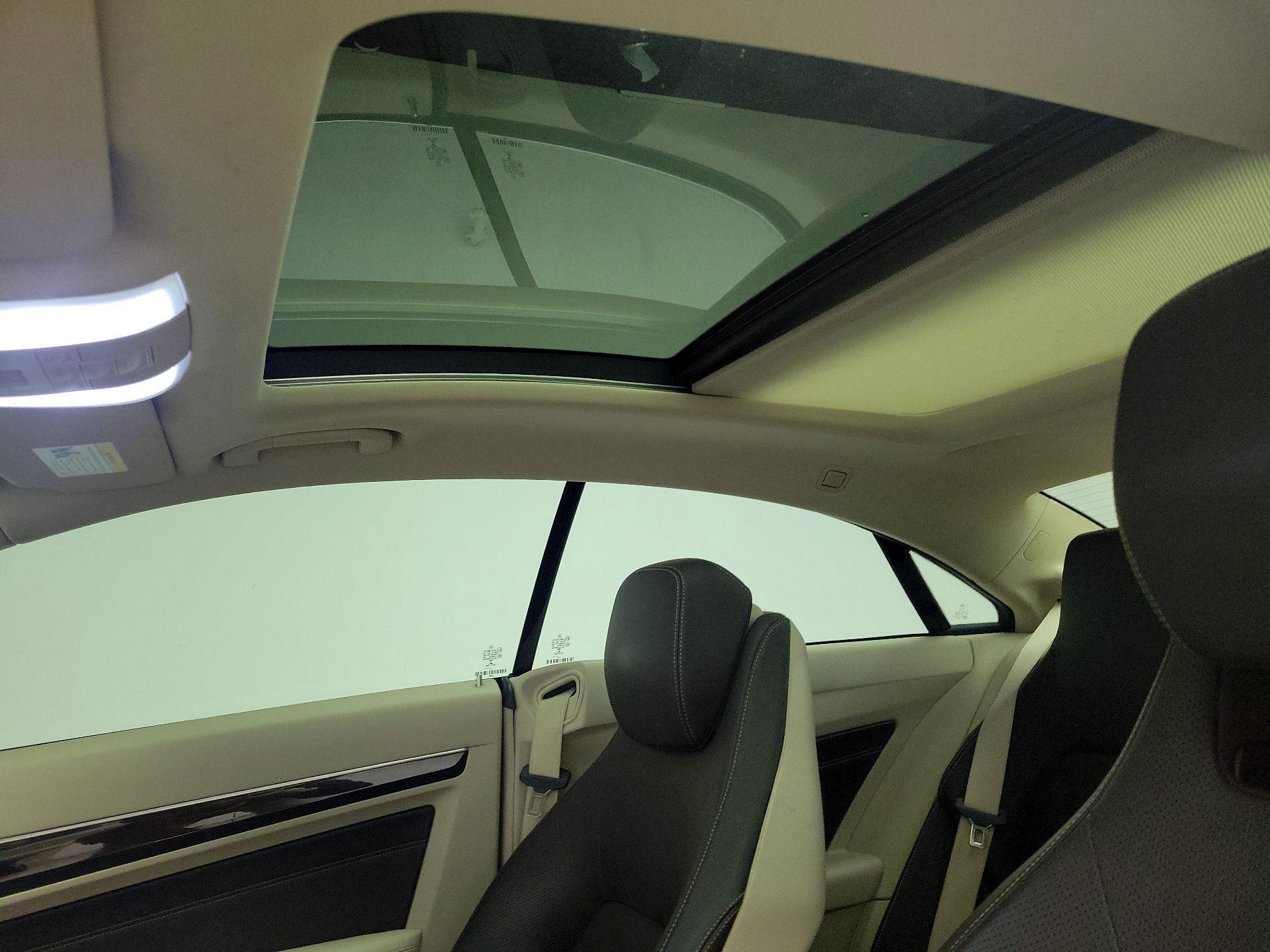 Thumbnail: 2015 Mercedes-Benz E-Class - 19