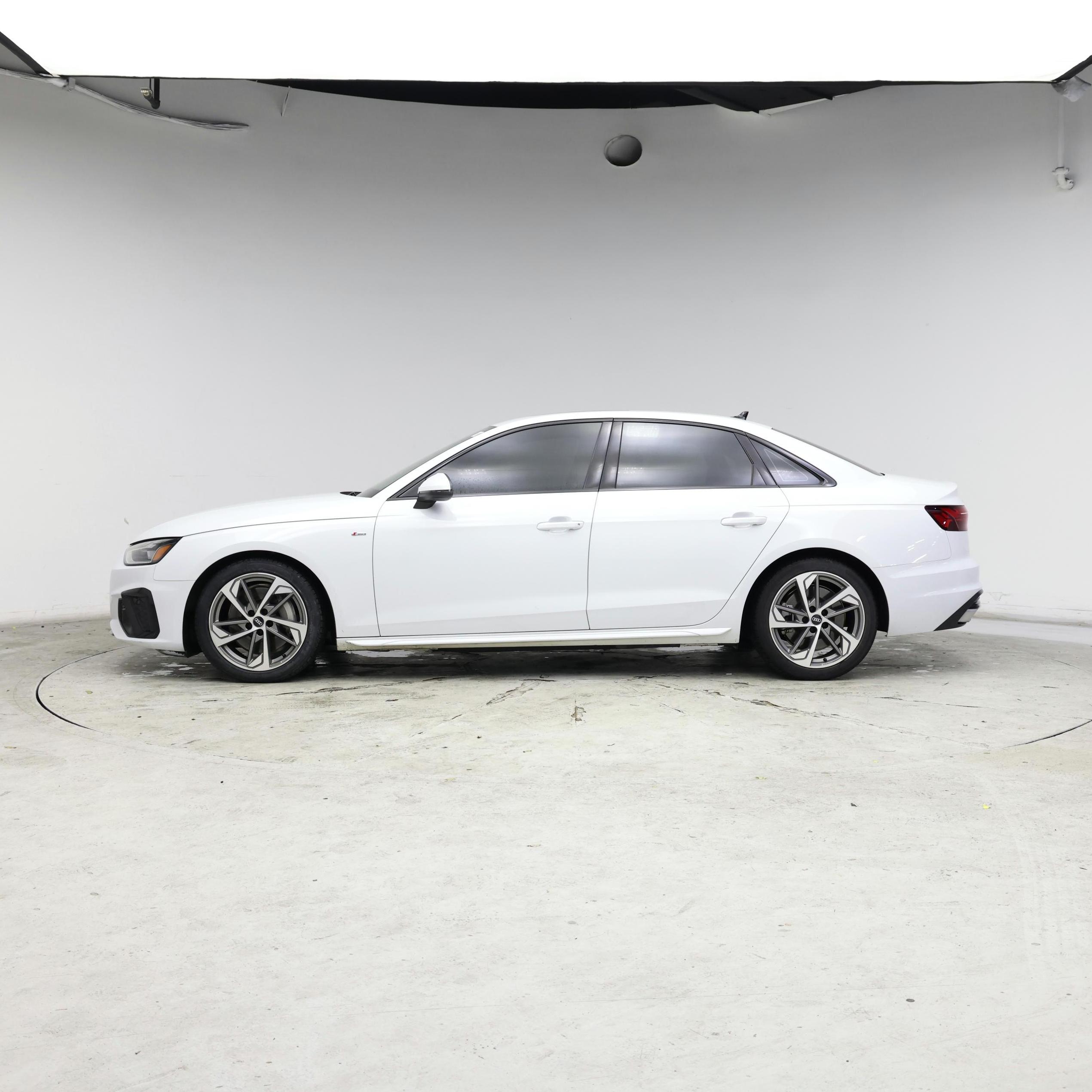 Thumbnail: 2021 Audi A4 - 3