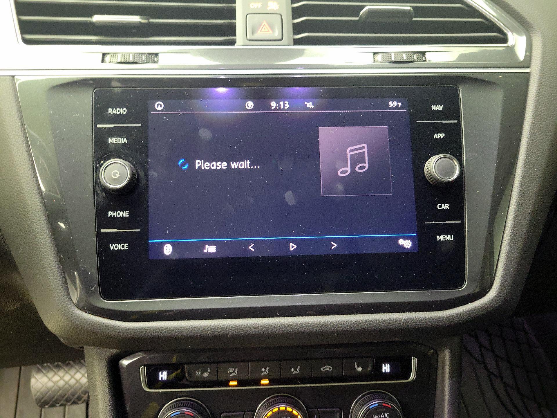 Thumbnail: 2020 Volkswagen Tiguan - 16