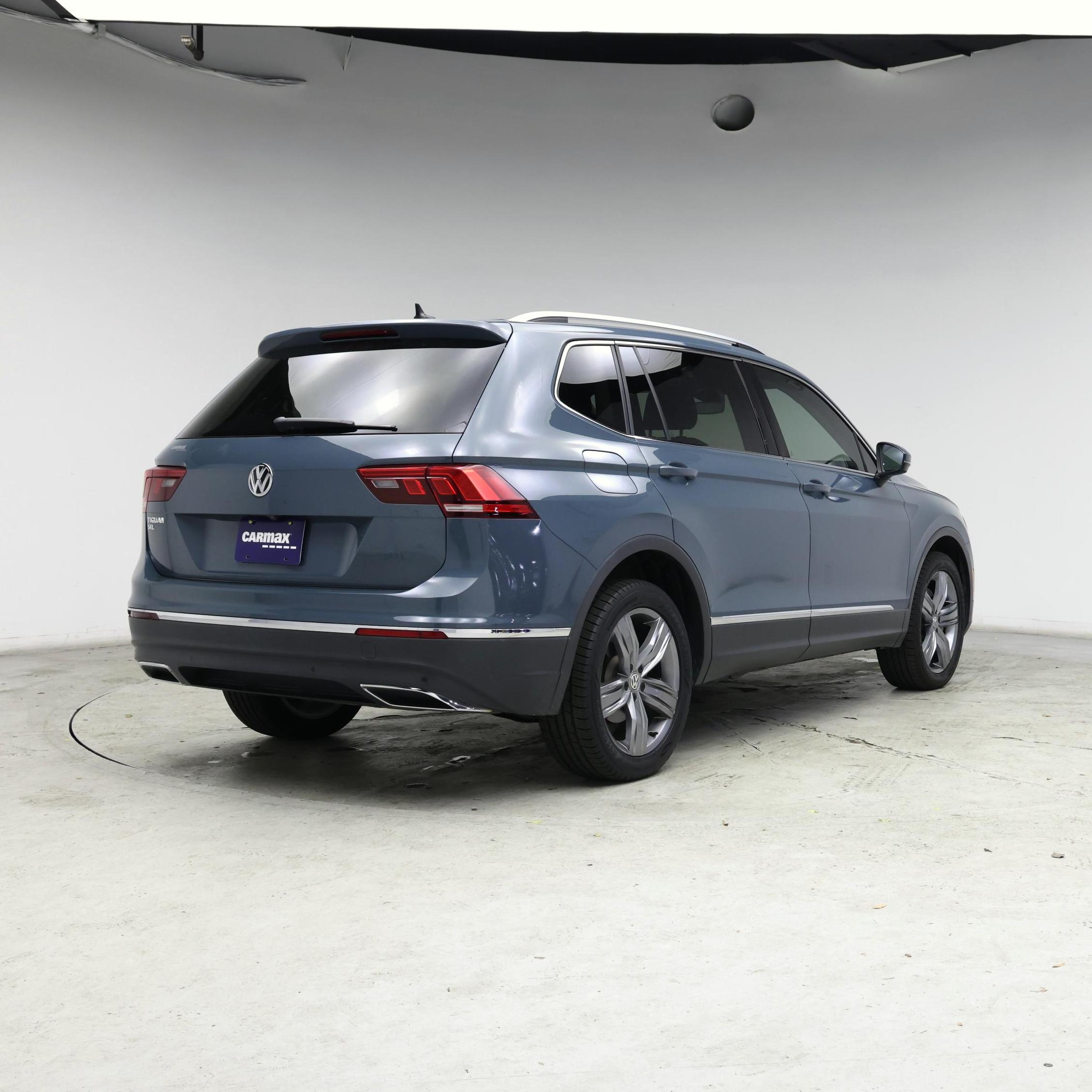 Thumbnail: 2020 Volkswagen Tiguan - 8