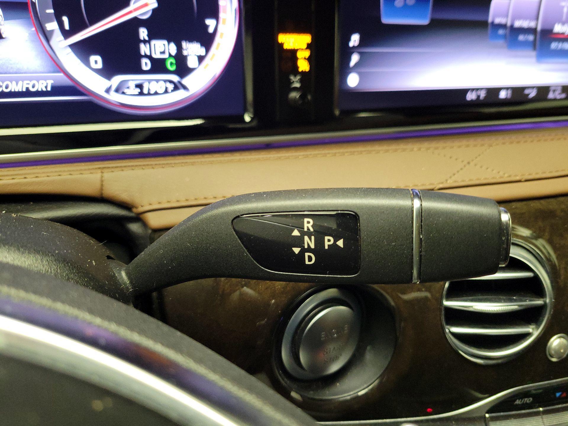 Thumbnail: 2015 Mercedes-Benz S-Class - 18