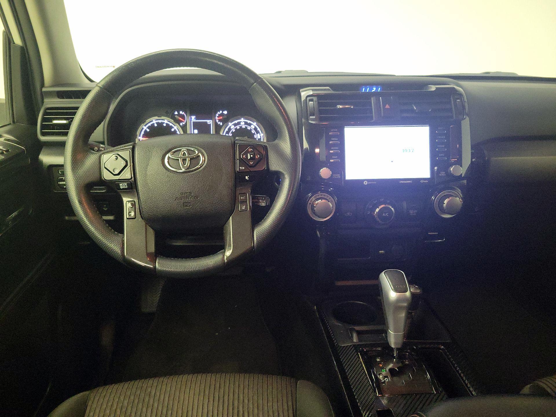 Thumbnail: 2022 Toyota 4Runner - 10