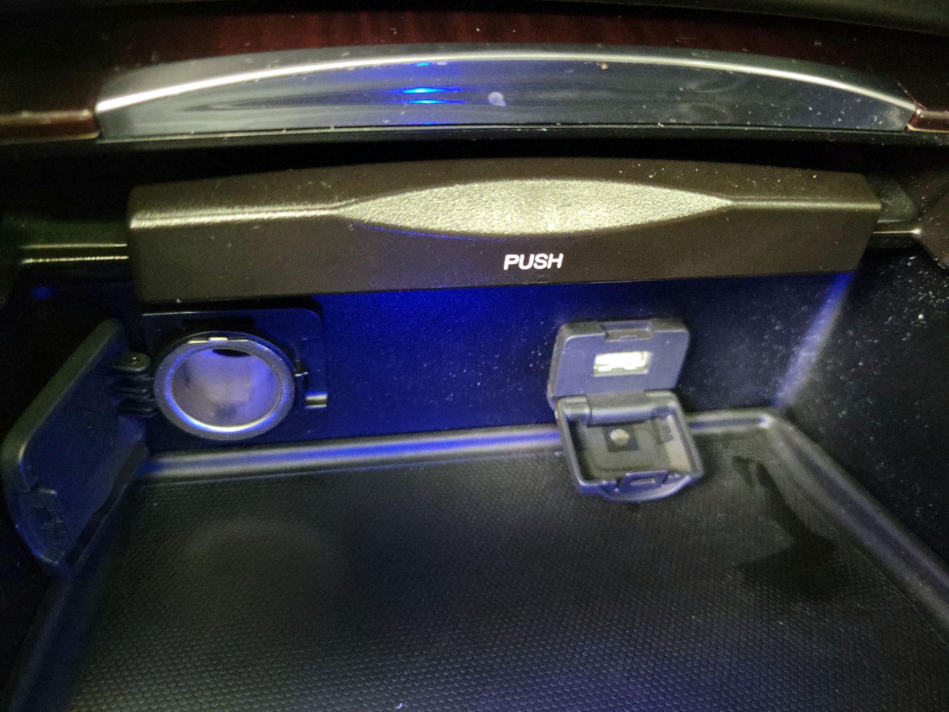 Thumbnail: 2017 Acura TLX - 19