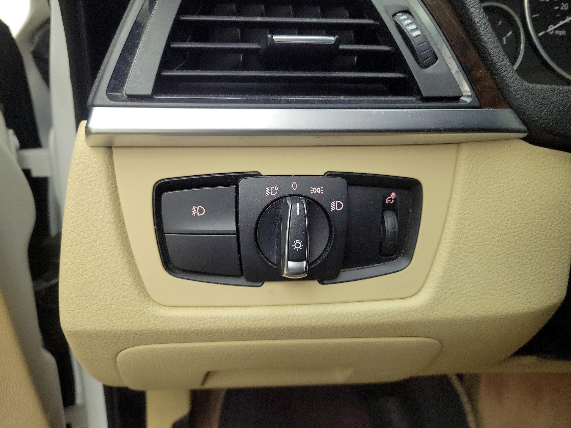 Thumbnail: 2015 BMW 4 Series - 13