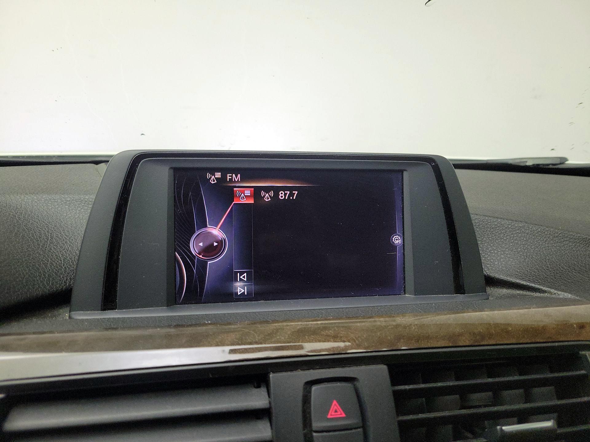 Thumbnail: 2015 BMW 4 Series - 15