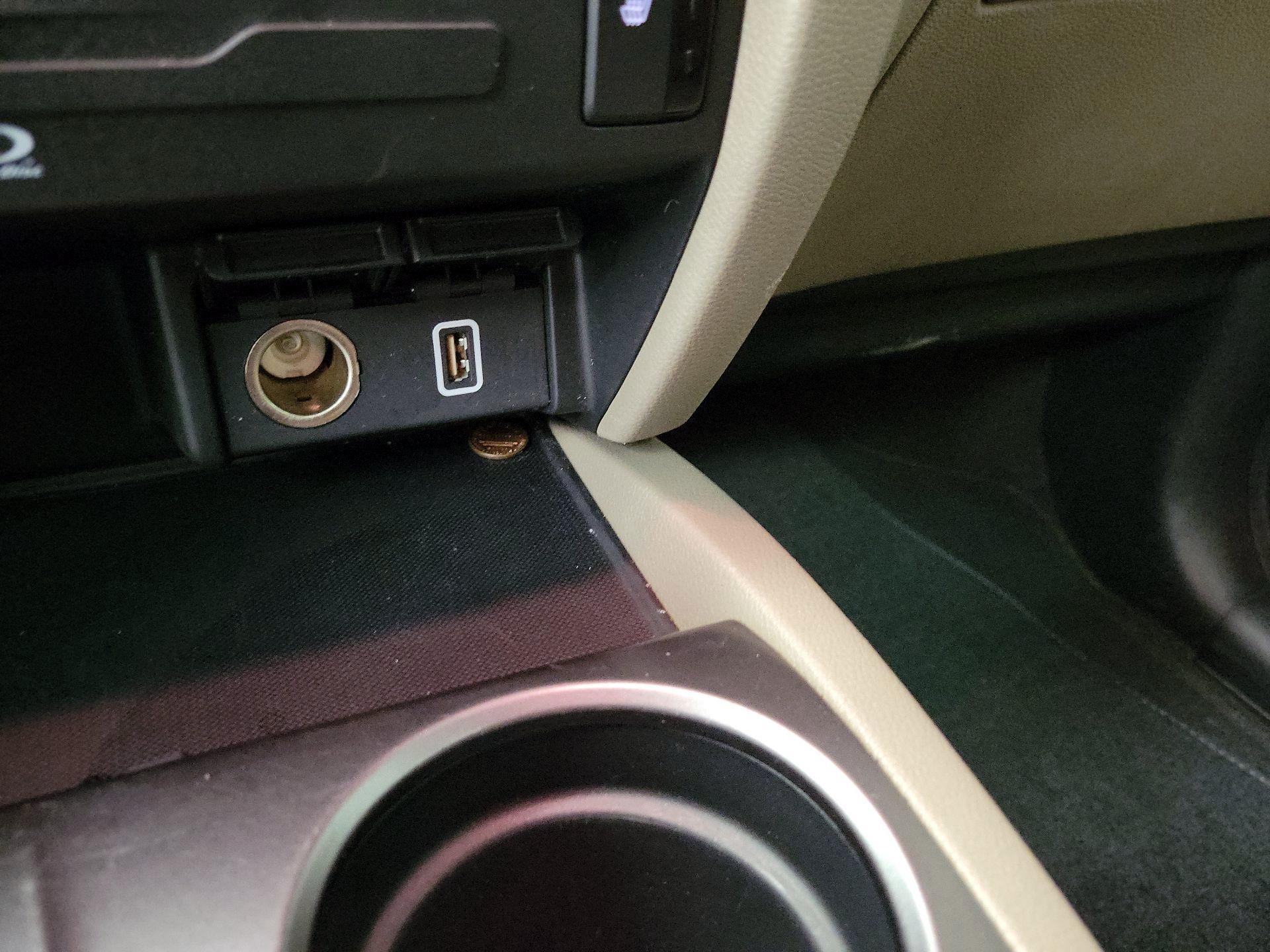 Thumbnail: 2019 Honda Pilot - 19