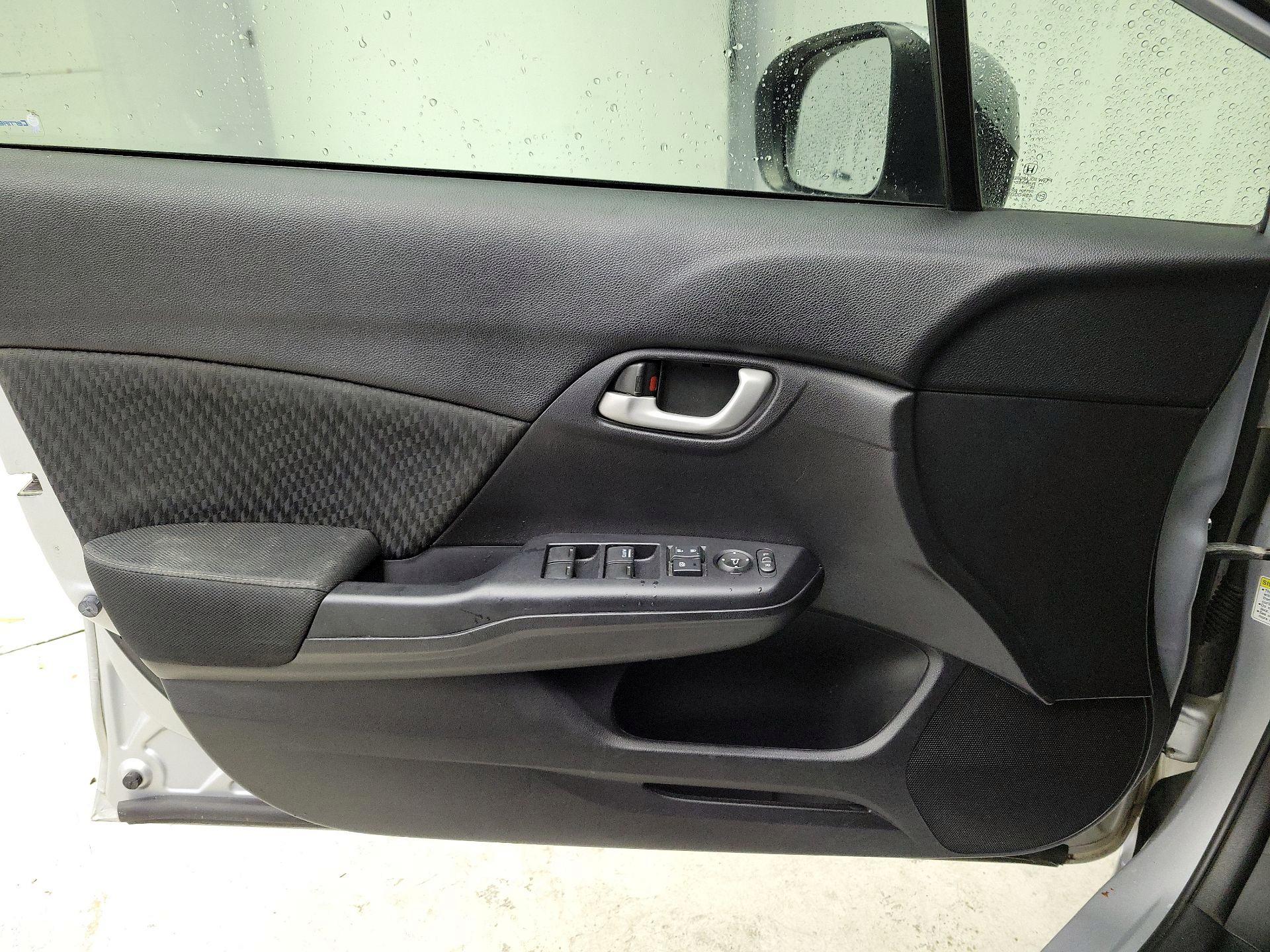 Thumbnail: 2014 Honda Civic - 12