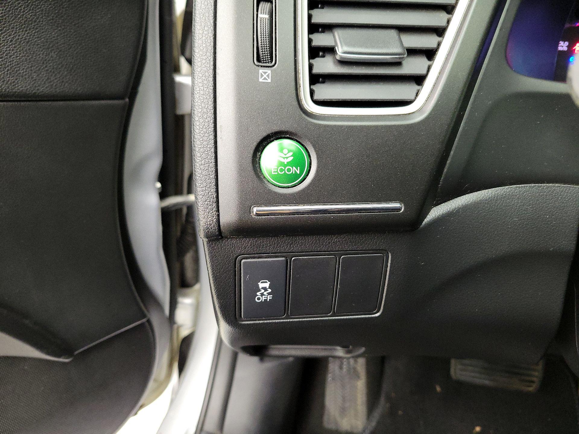 Thumbnail: 2014 Honda Civic - 13