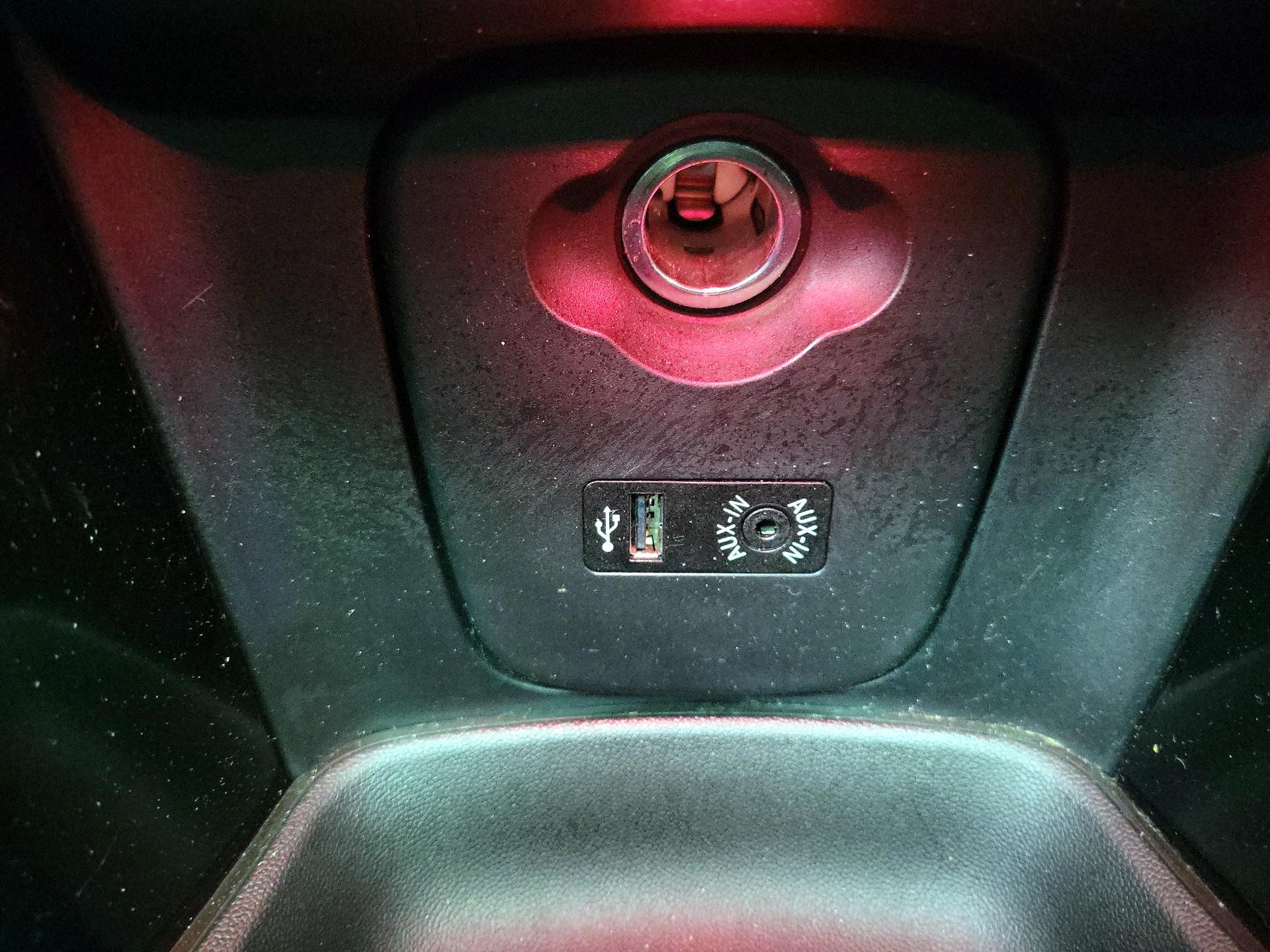 Thumbnail: 2016 MINI Cooper Hardtop - 17