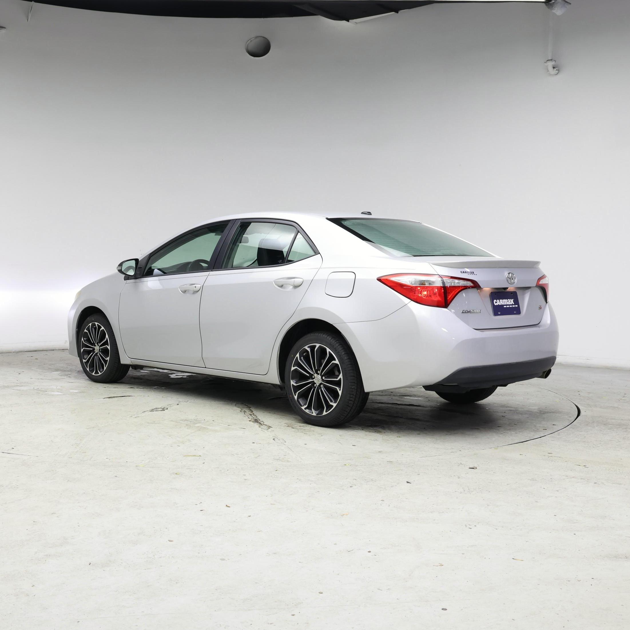Thumbnail: 2015 Toyota Corolla - 2