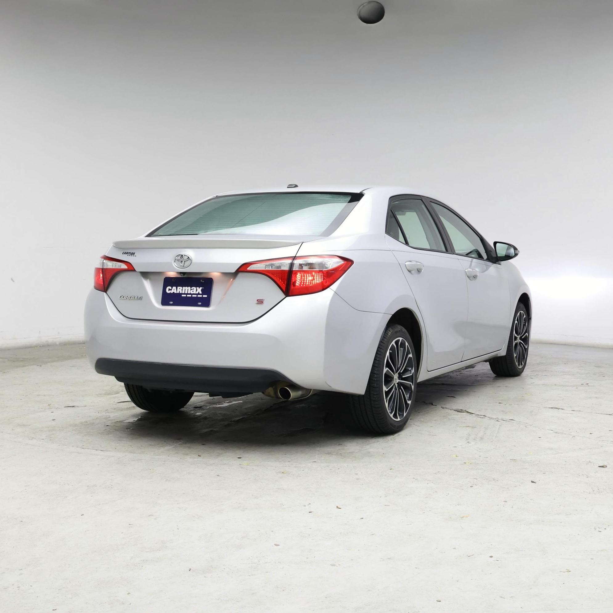 Thumbnail: 2015 Toyota Corolla - 8