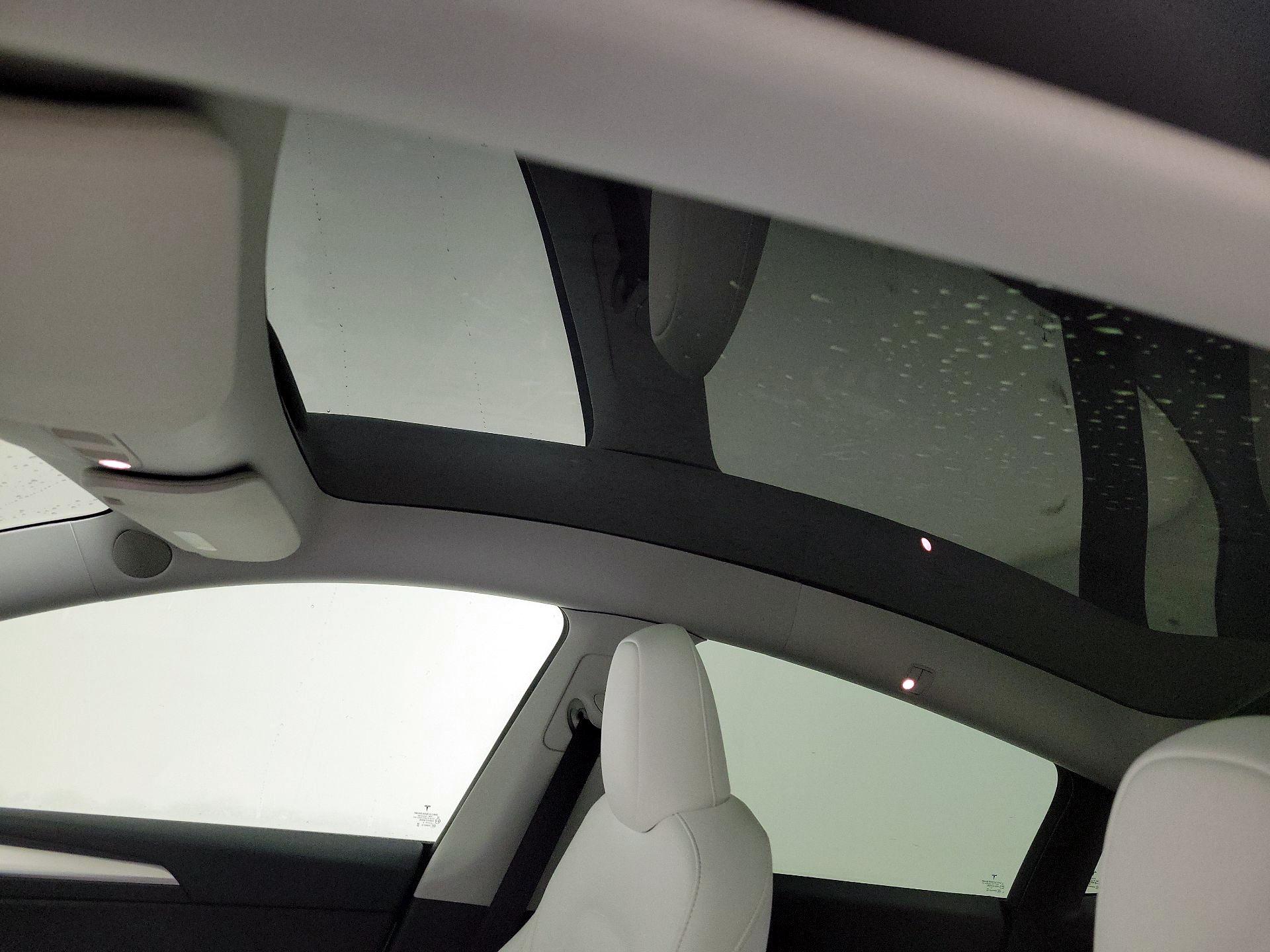 Thumbnail: 2023 Tesla Model Y - 18