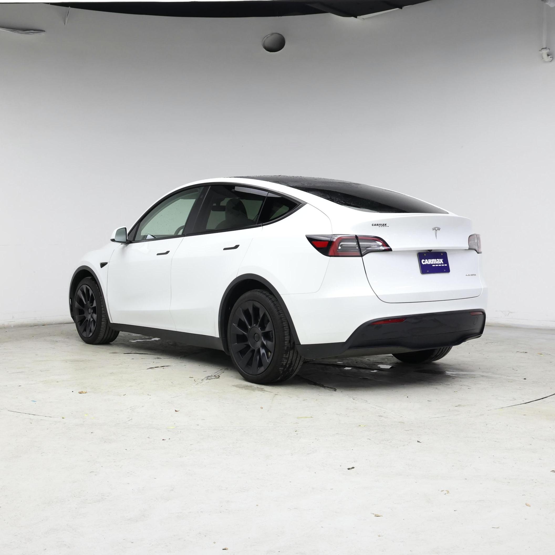 Thumbnail: 2023 Tesla Model Y - 2