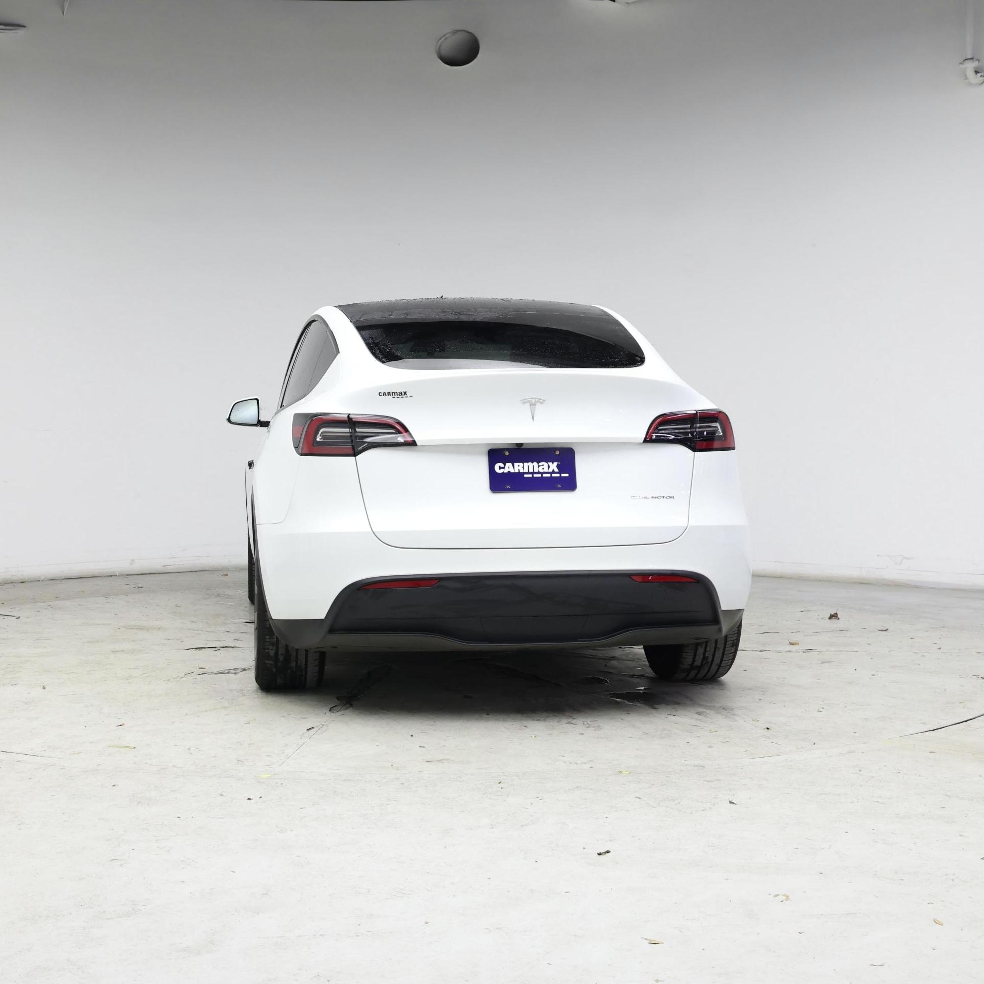 Thumbnail: 2023 Tesla Model Y - 6