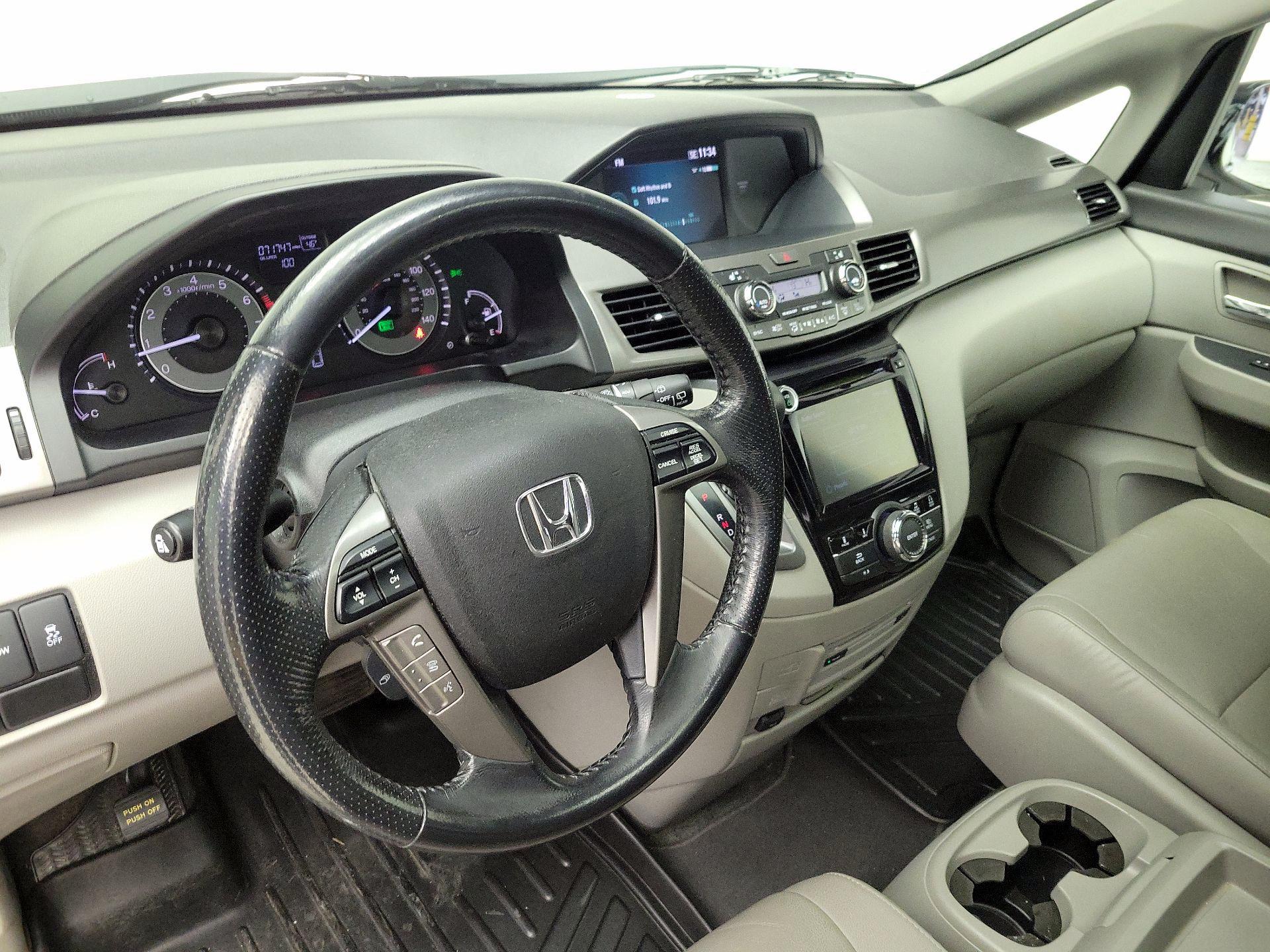Thumbnail: 2016 Honda Odyssey - 9