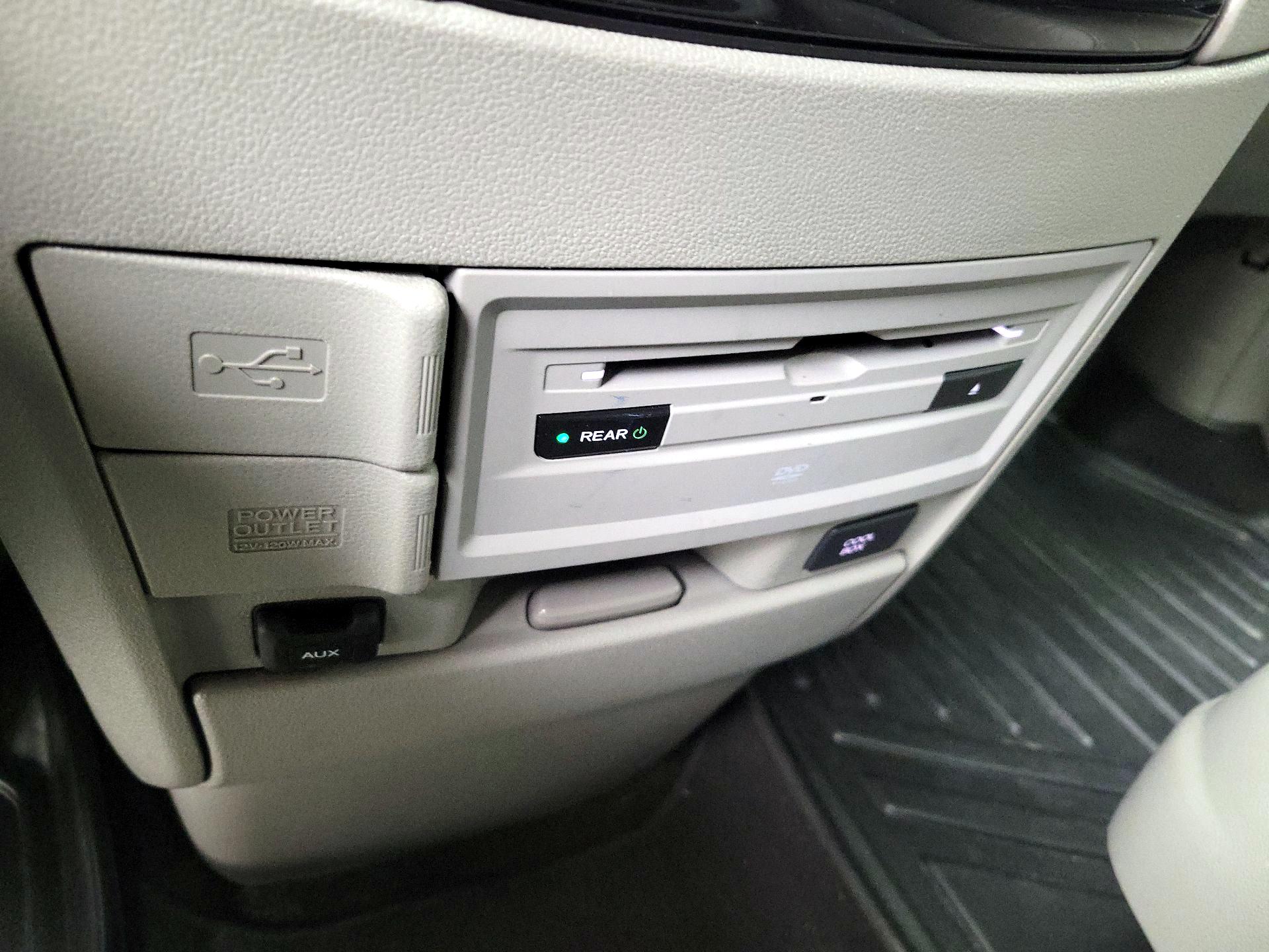 Thumbnail: 2016 Honda Odyssey - 18