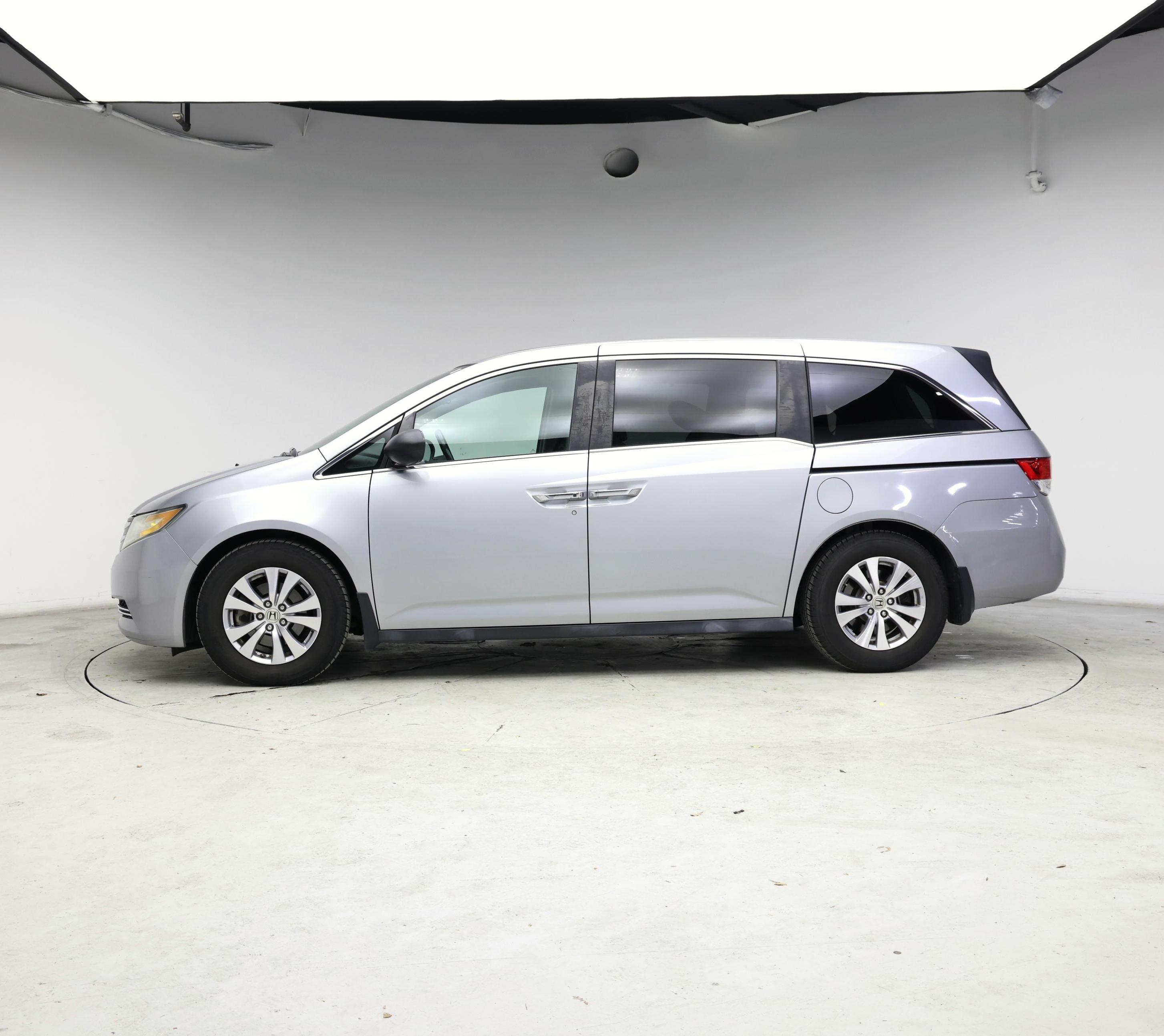 Thumbnail: 2016 Honda Odyssey - 3