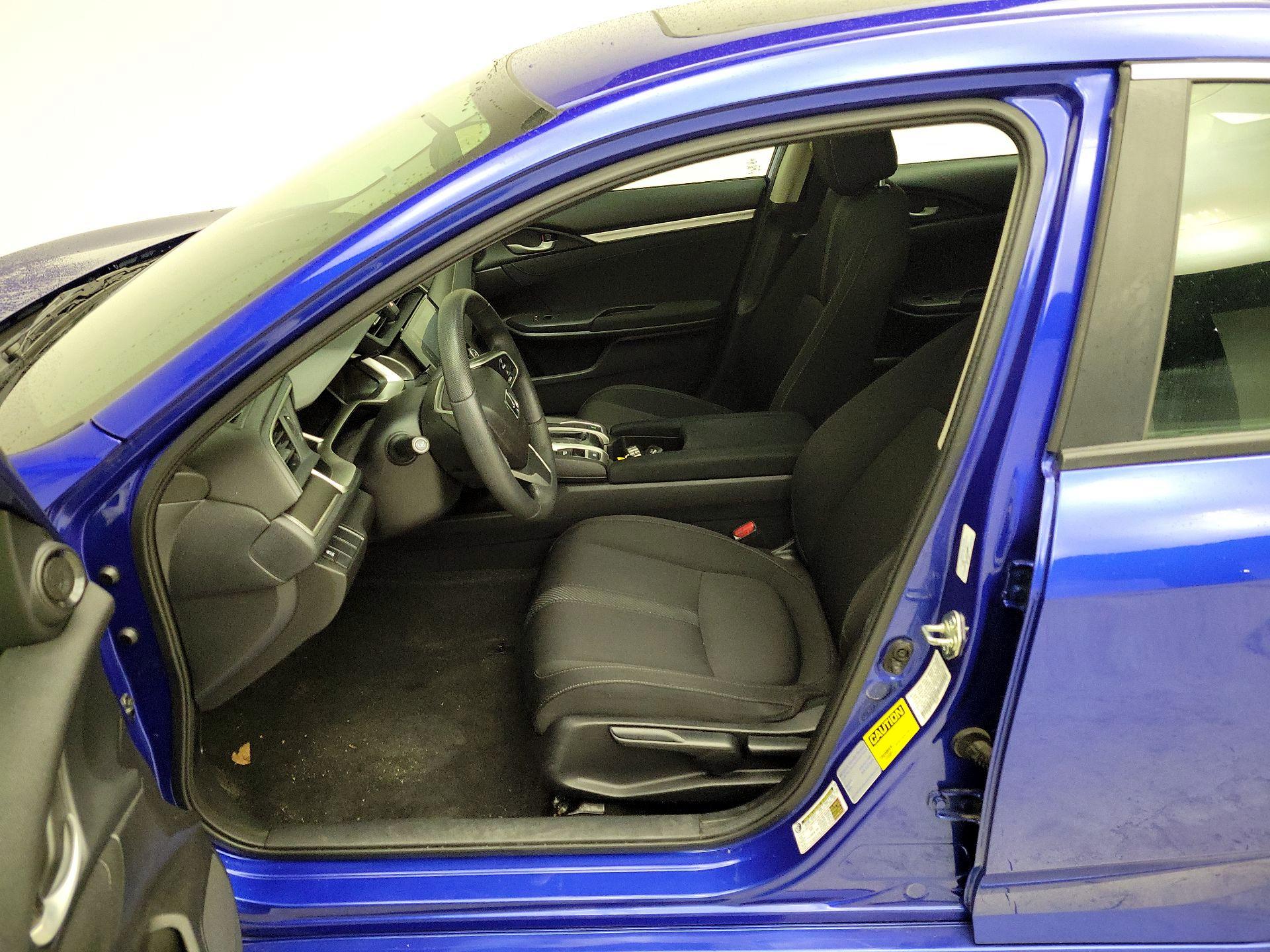 Thumbnail: 2016 Honda Civic - 11