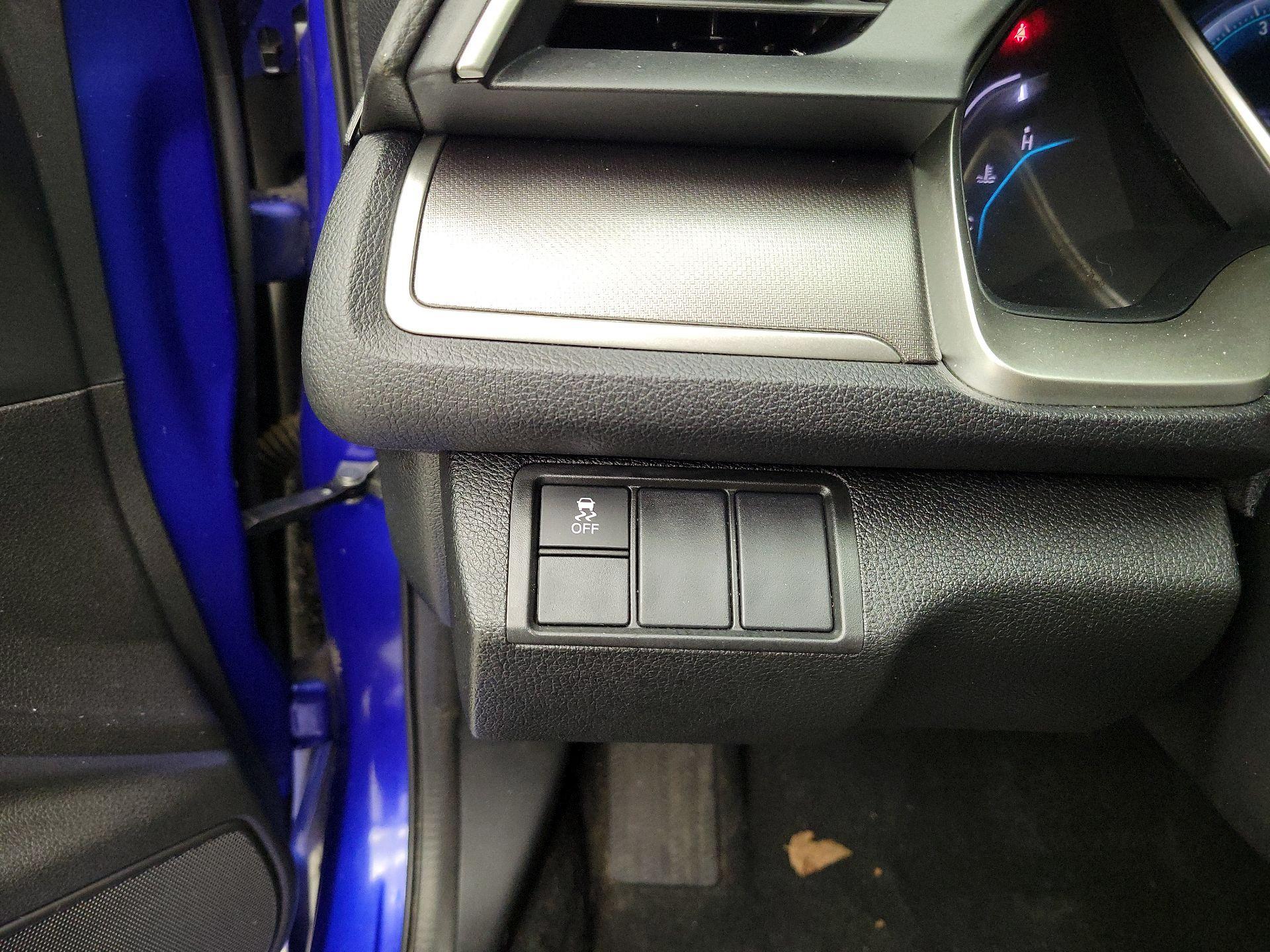 Thumbnail: 2016 Honda Civic - 13