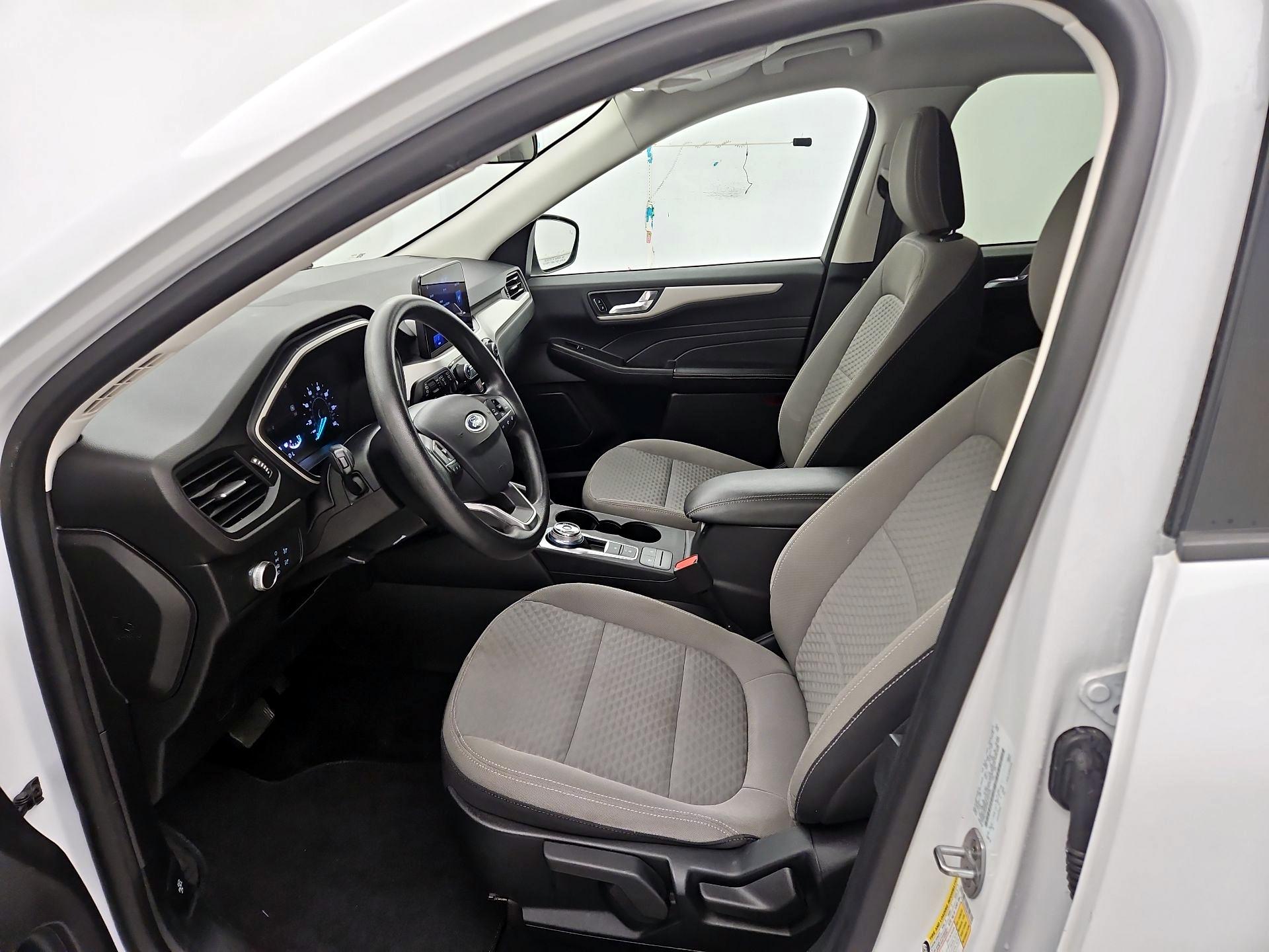 Thumbnail: 2021 Ford Escape - 11