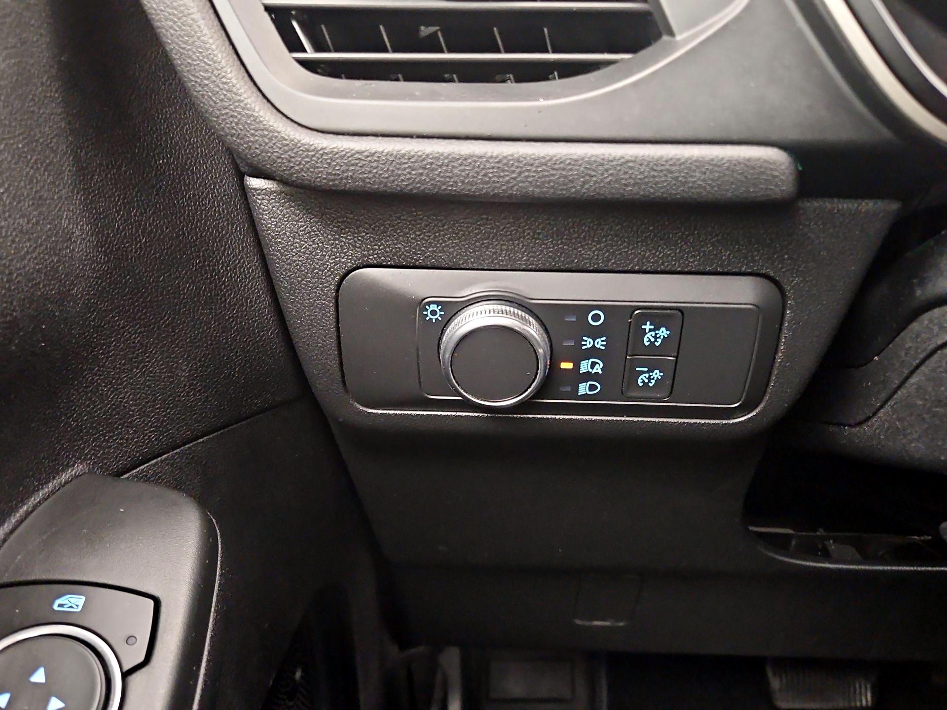 Thumbnail: 2021 Ford Escape - 13