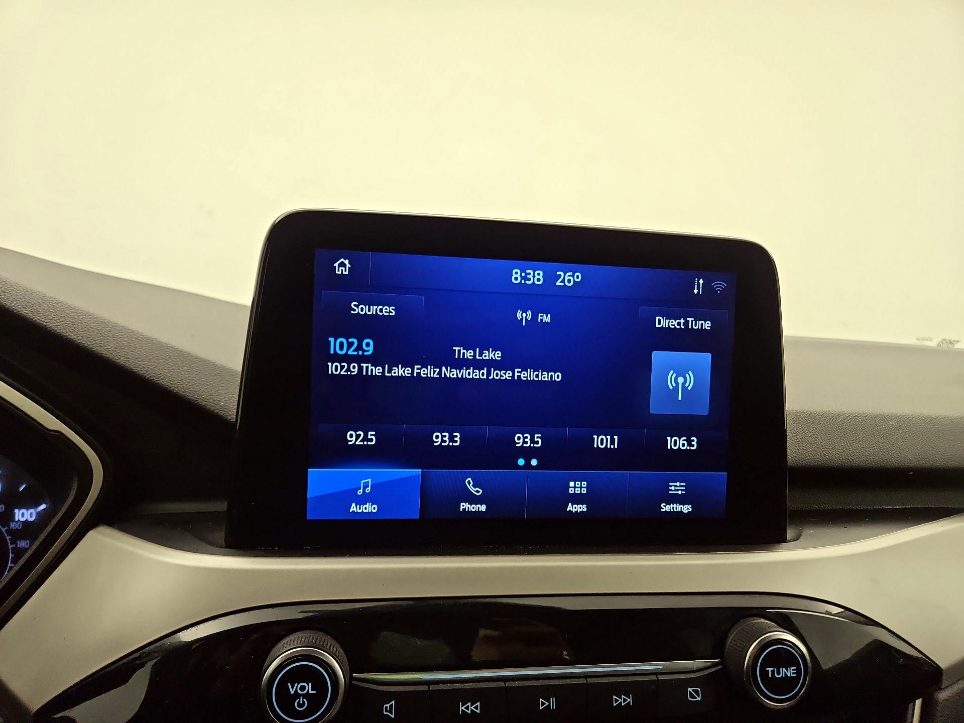 Thumbnail: 2021 Ford Escape - 15