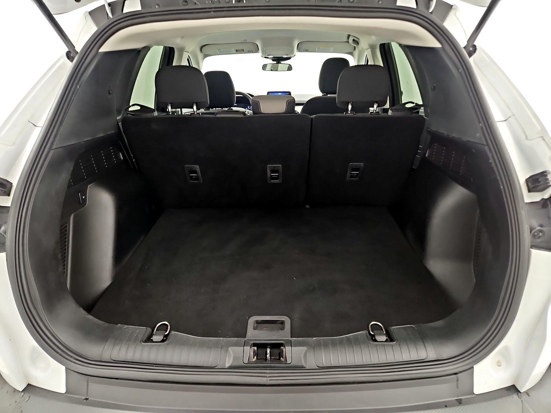 Thumbnail: 2021 Ford Escape - 20