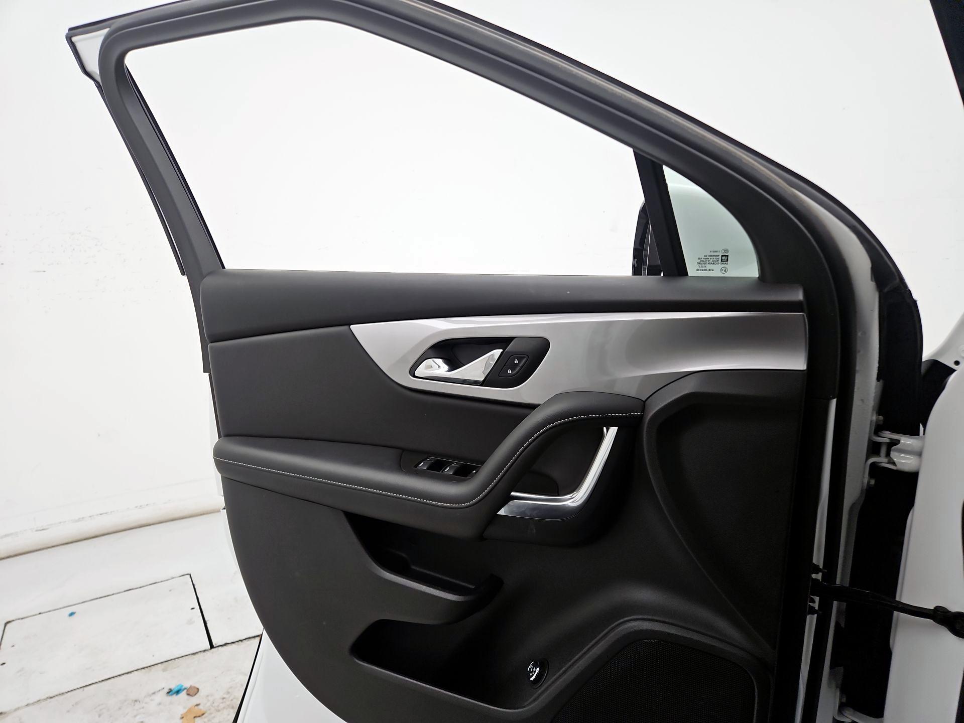 Thumbnail: 2024 Chevrolet Blazer - 12